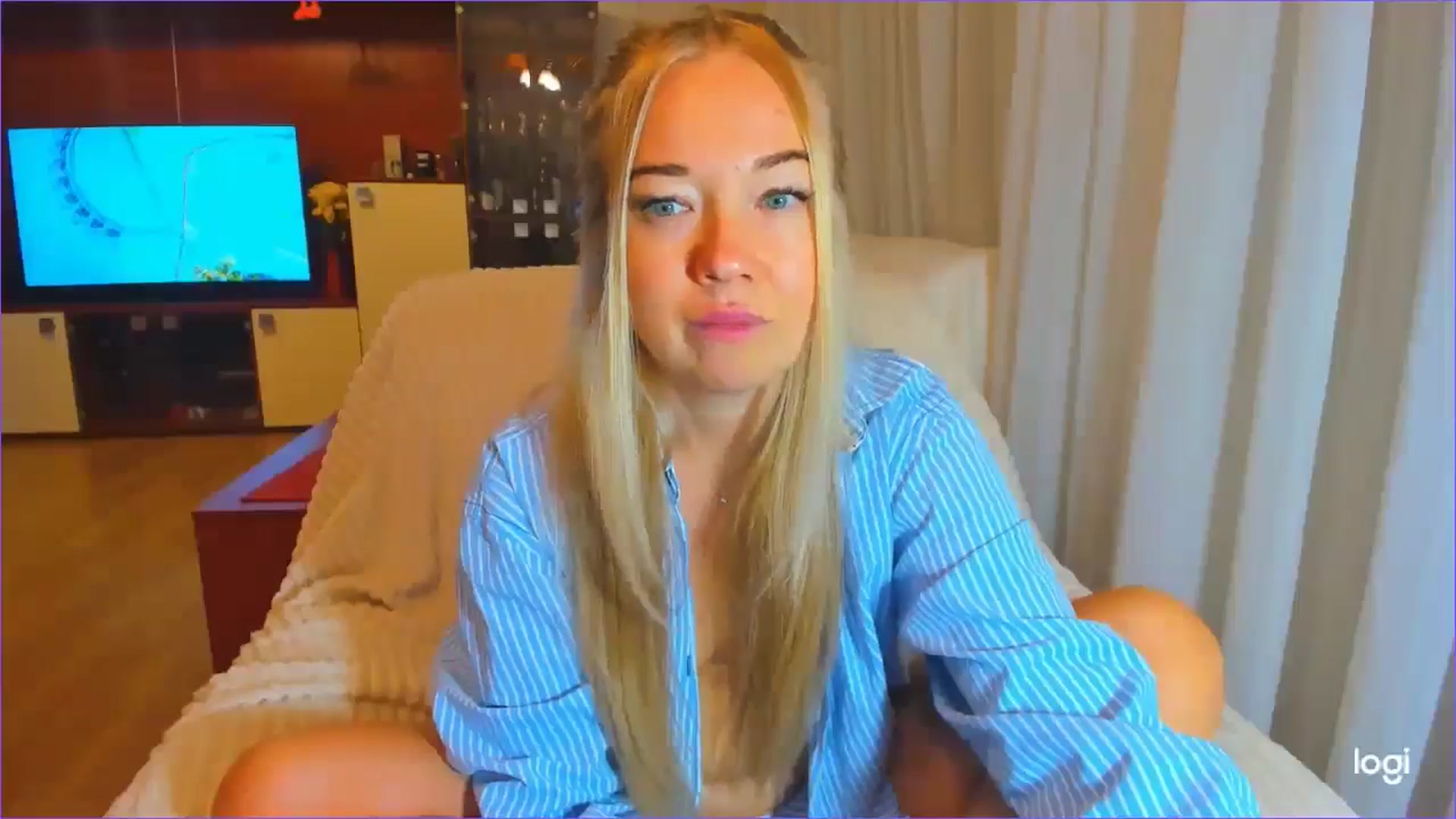 Gallery image thumbnail from FlamingoDream's myfreecams stream on, 10/25/2024, 01:13 image 8 of 20