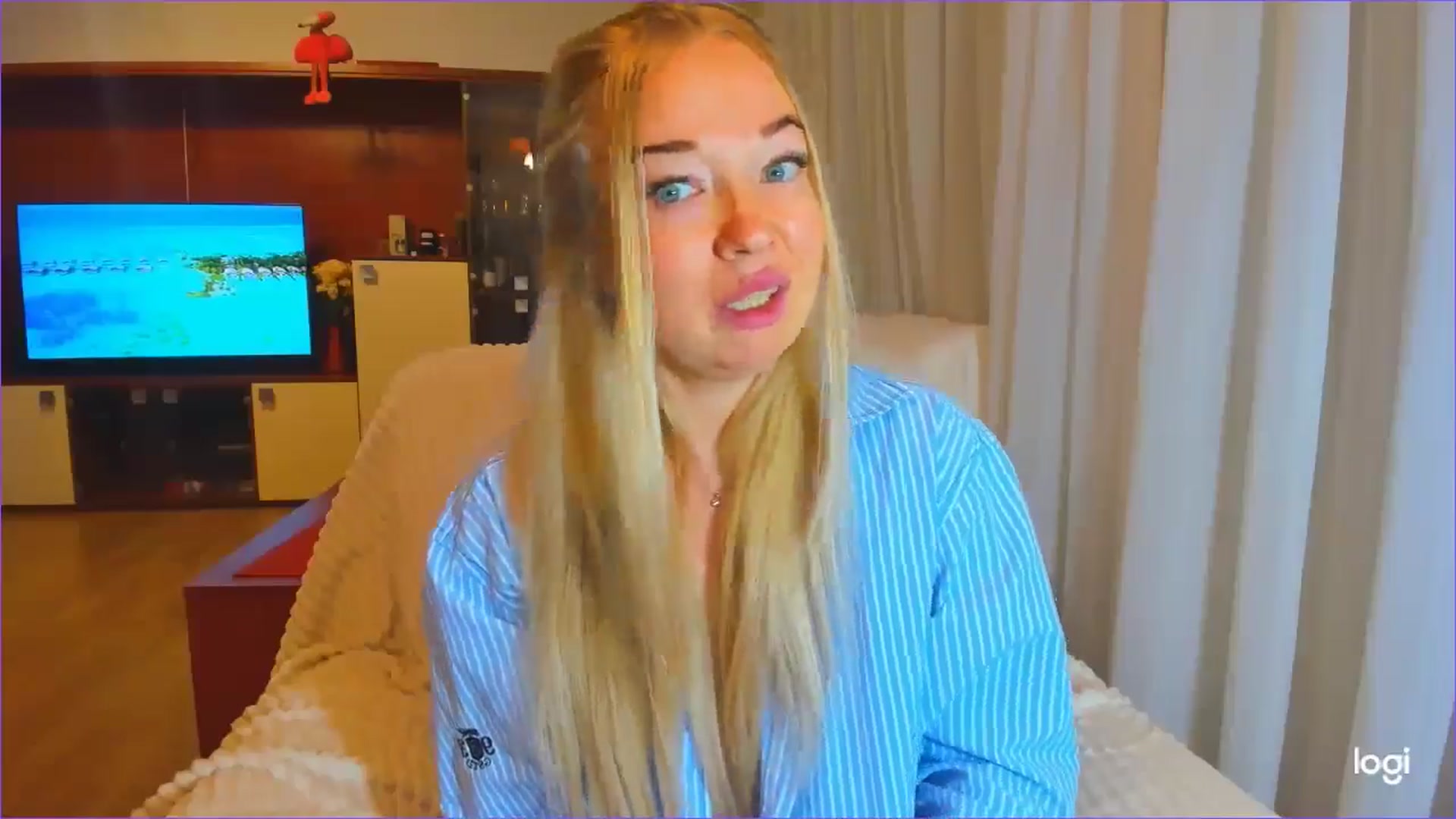 Gallery image thumbnail from FlamingoDream's myfreecams stream on, 10/25/2024, 01:40 image 3 of 20