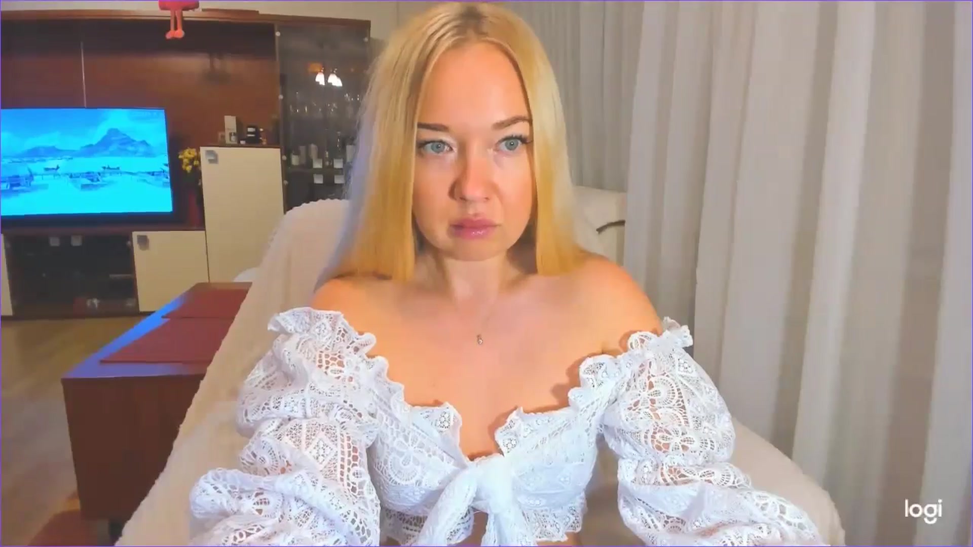 Gallery image thumbnail from FlamingoDream's myfreecams stream on, 11/02/2024, 24:10 image 6 of 20