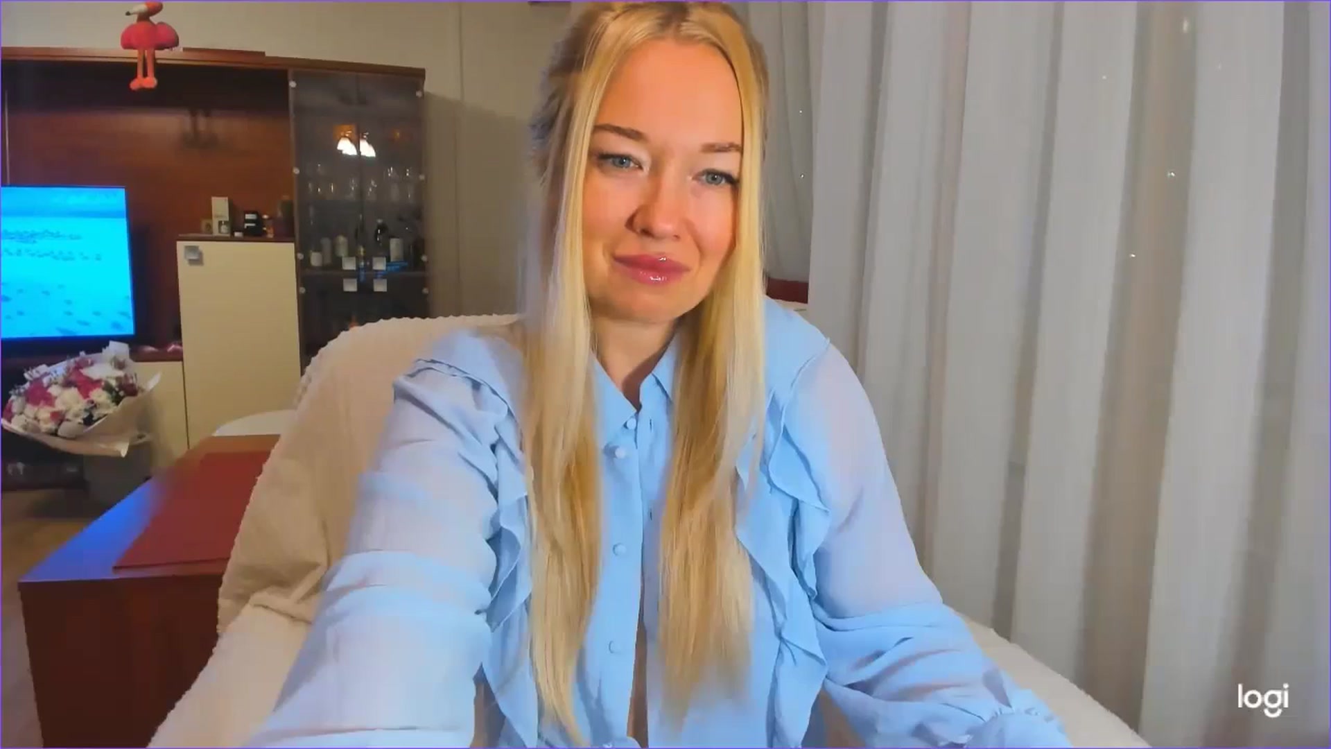 Gallery image thumbnail from FlamingoDream's myfreecams stream on, 11/04/2024, 21:06 image 6 of 20