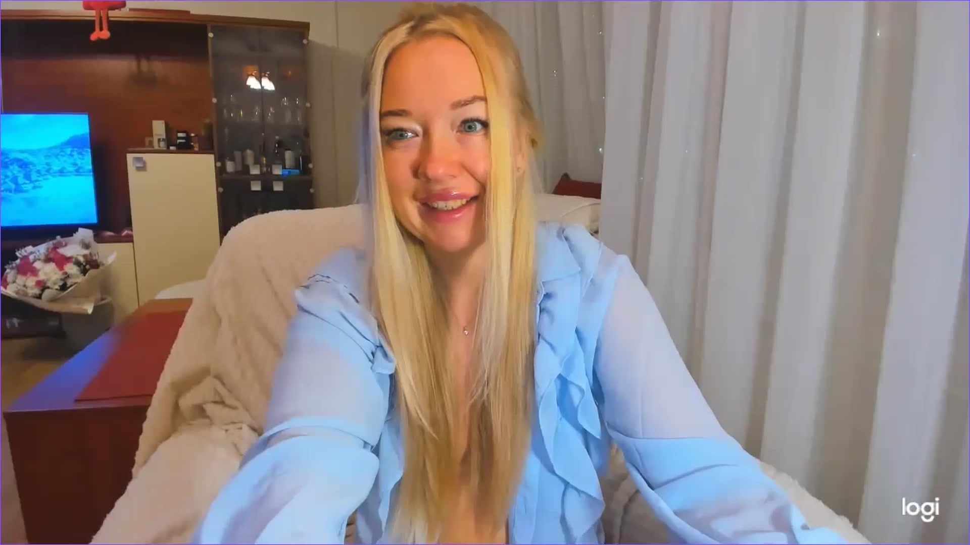 Gallery image thumbnail from FlamingoDream's myfreecams stream on, 11/04/2024, 22:51 image 9 of 20