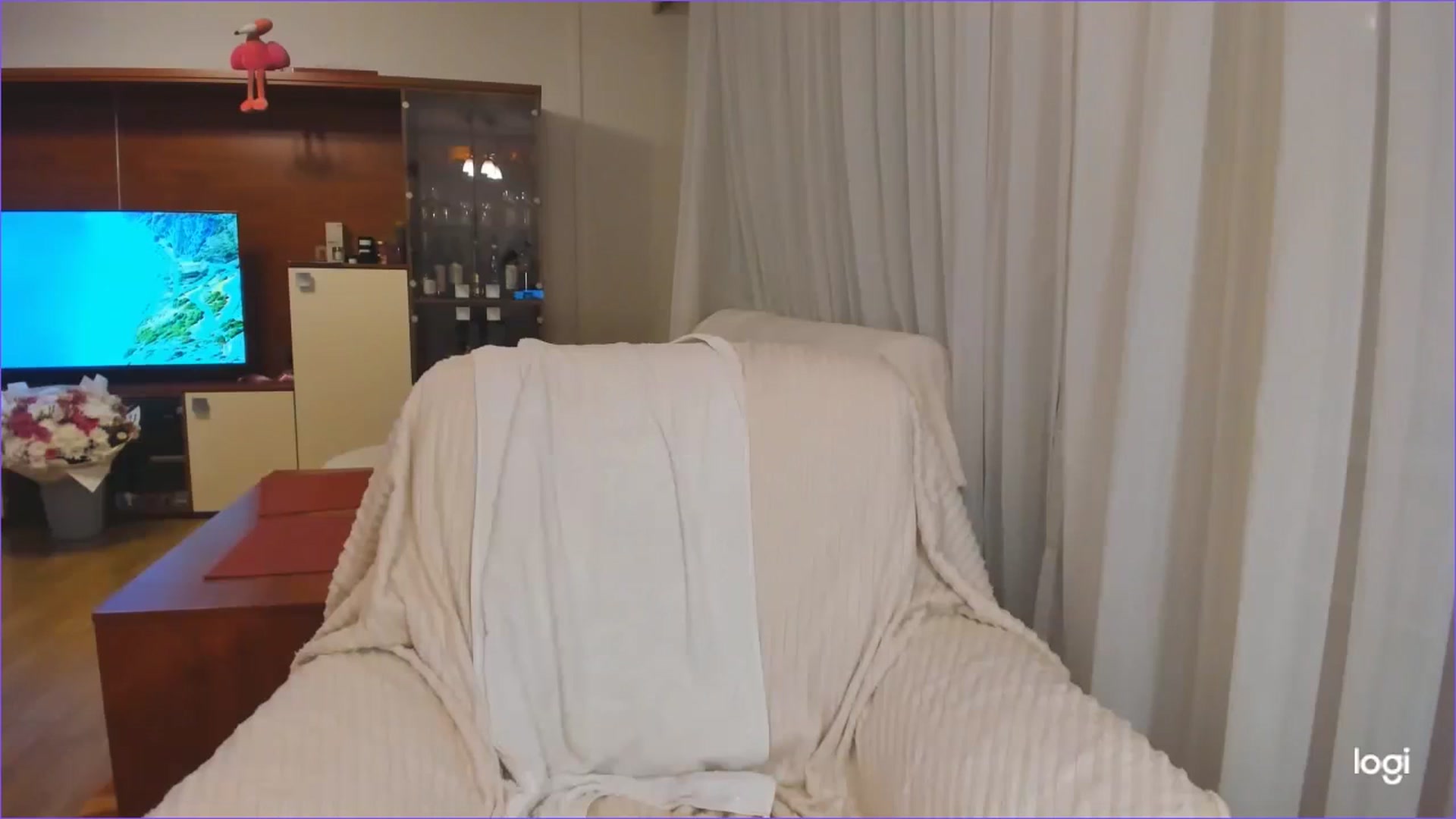 Gallery image thumbnail from FlamingoDream's myfreecams stream on, 11/07/2024, 01:32 image 4 of 20