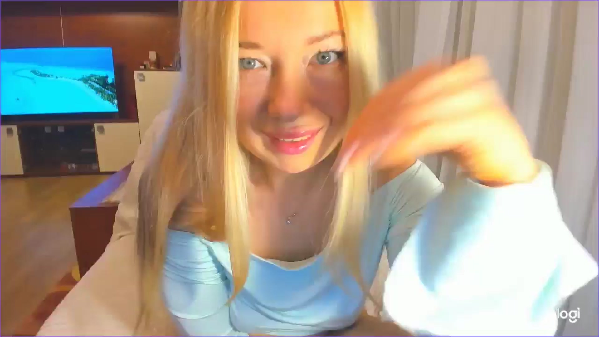 Gallery image thumbnail from FlamingoDream's myfreecams stream on, 11/21/2024, 24:51 image 12 of 20