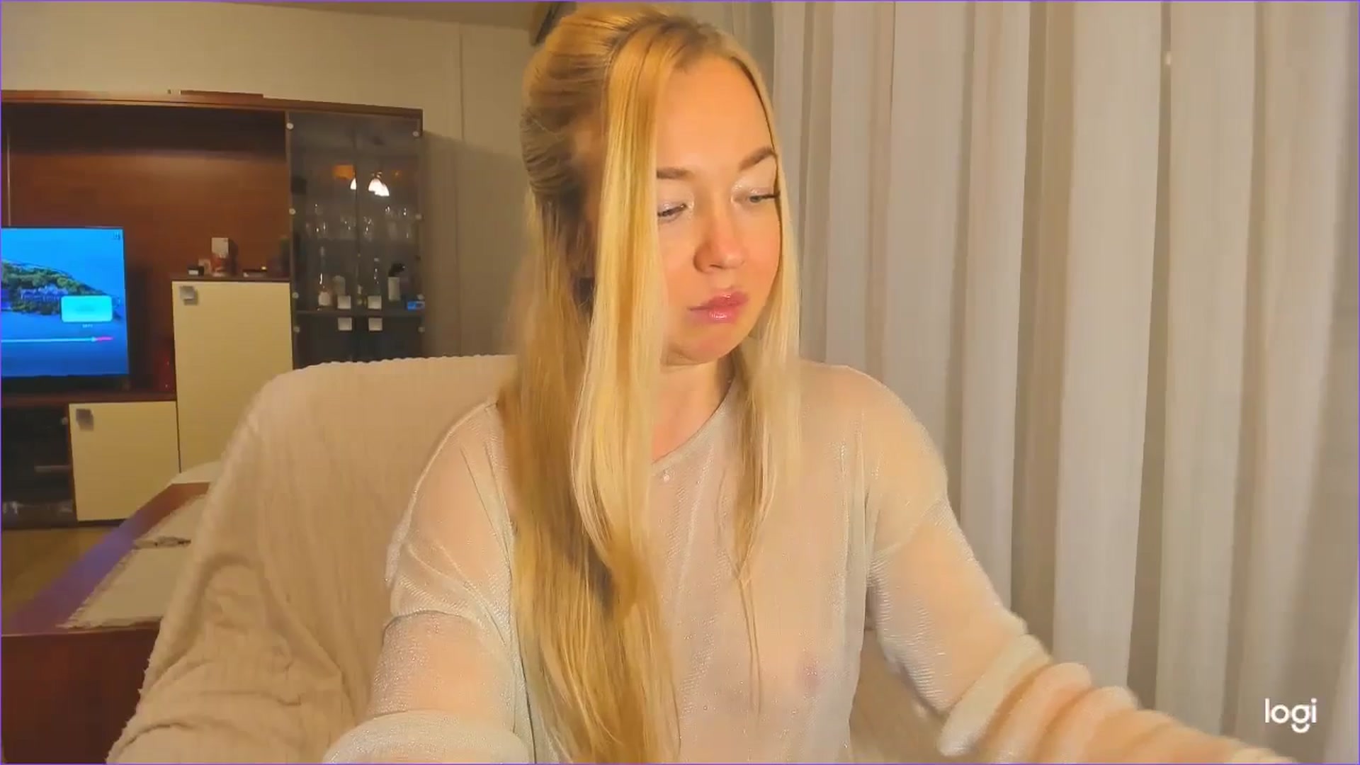 Gallery image thumbnail from FlamingoDream's myfreecams stream on, 11/21/2024, 21:56 image 20 of 20
