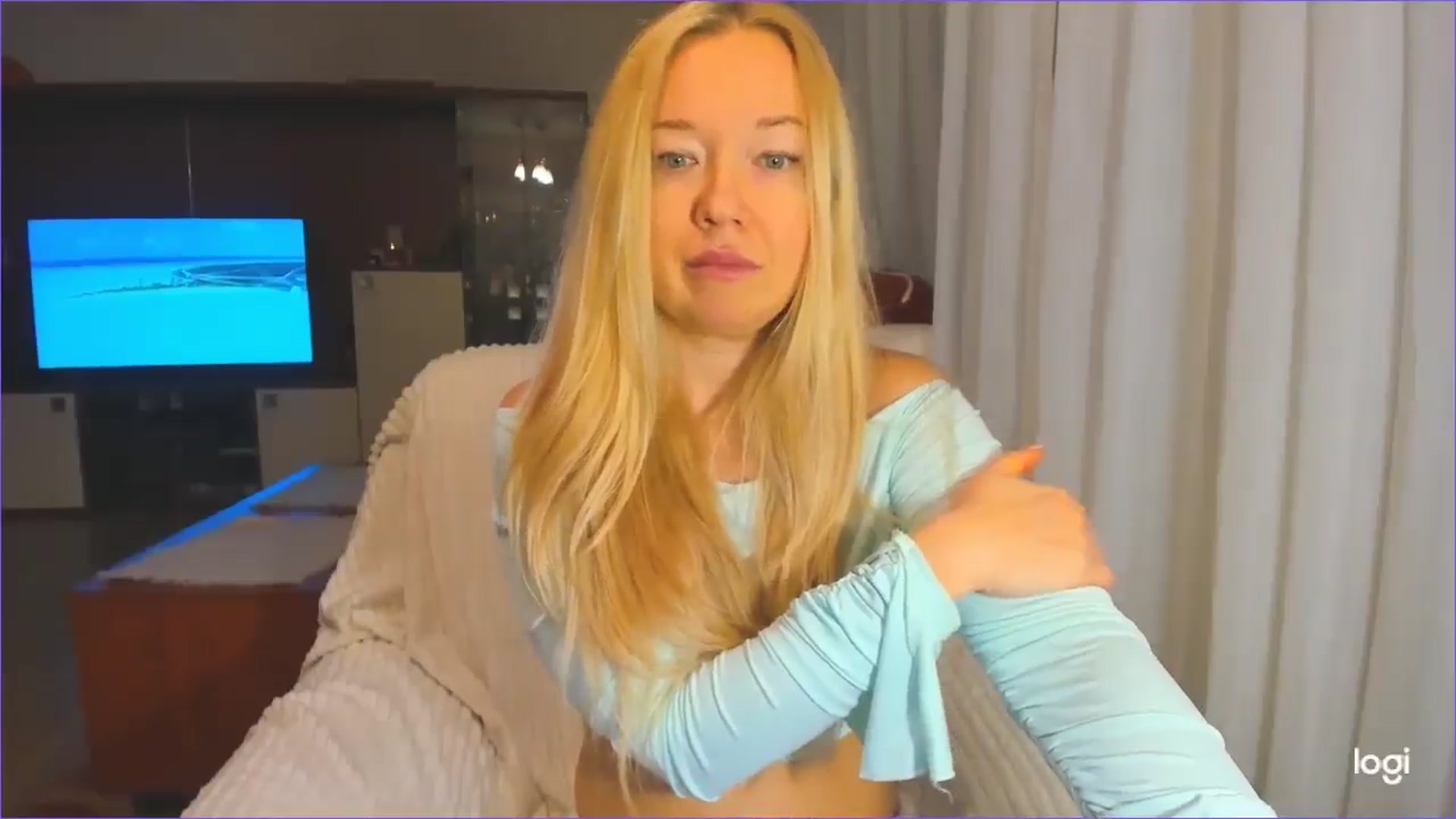 Gallery image thumbnail from FlamingoDream's myfreecams stream on, 11/26/2024, 03:02 image 3 of 20
