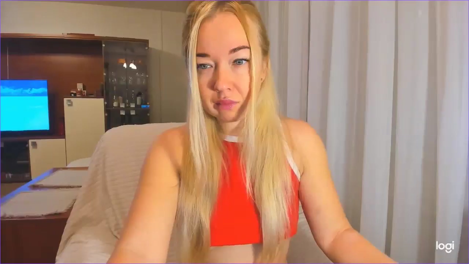 Gallery image thumbnail from FlamingoDream's myfreecams stream on, 11/26/2024, 21:32 image 3 of 20