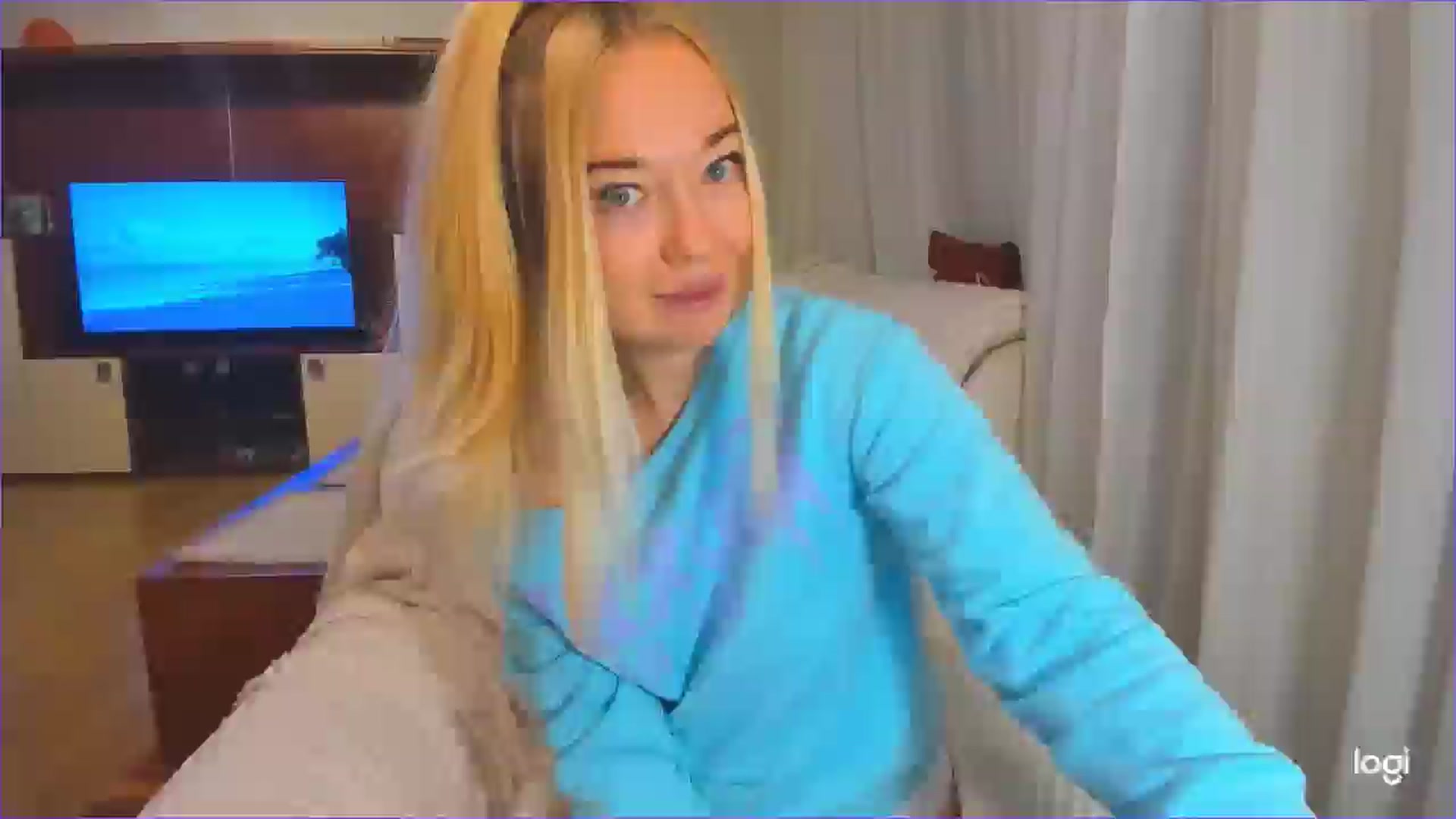 Gallery image thumbnail from FlamingoDream's myfreecams stream on, 11/29/2024, 24:12 image 10 of 20
