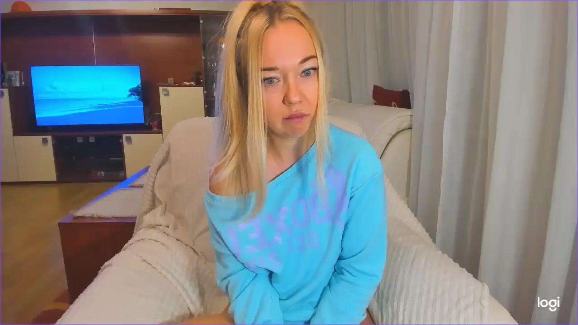 Gallery image thumbnail from FlamingoDream's myfreecams stream on, 11/29/2024, 24:57 image 3 of 20