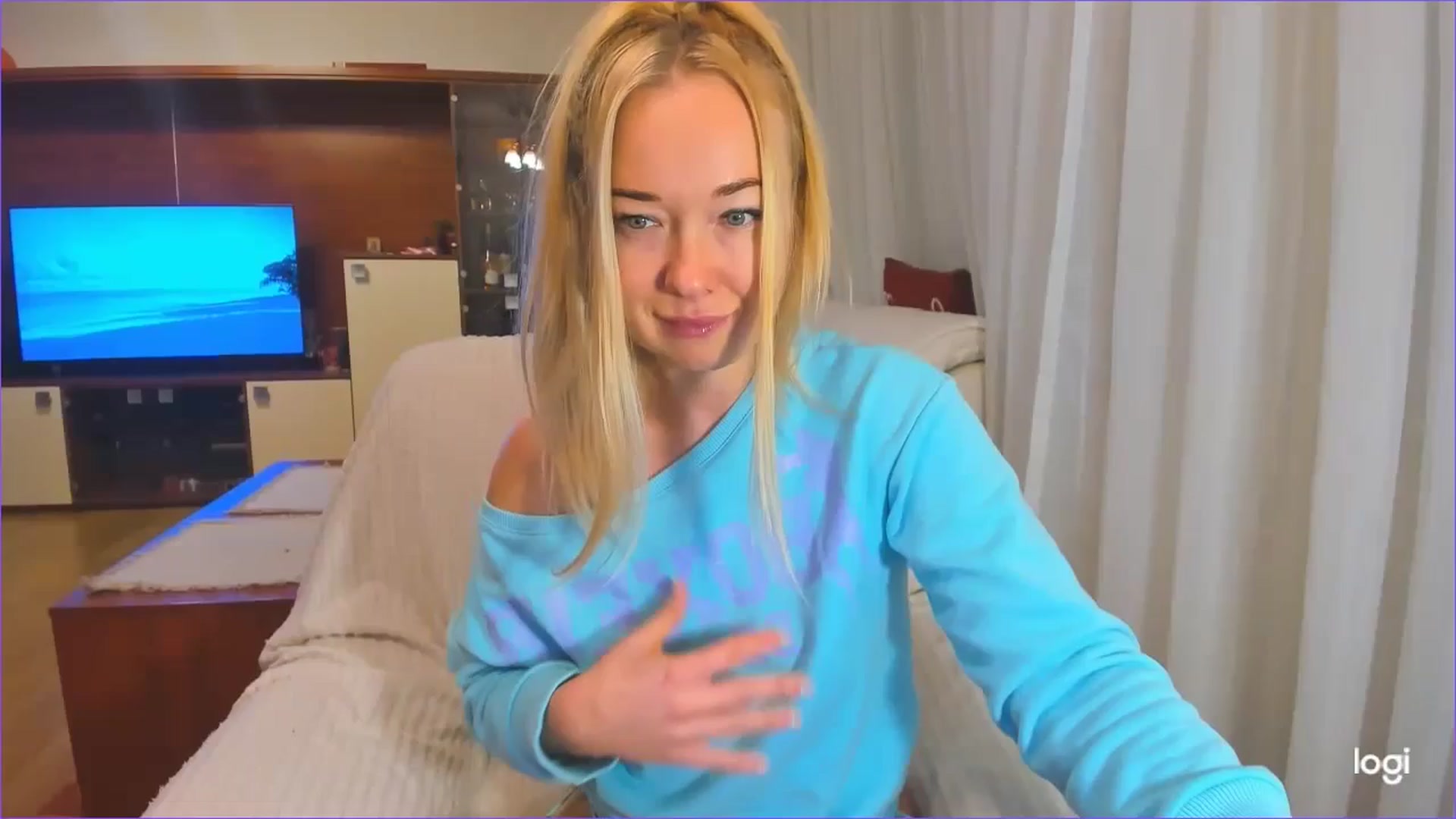 Gallery image thumbnail from FlamingoDream's myfreecams stream on, 11/29/2024, 04:21 image 1 of 20