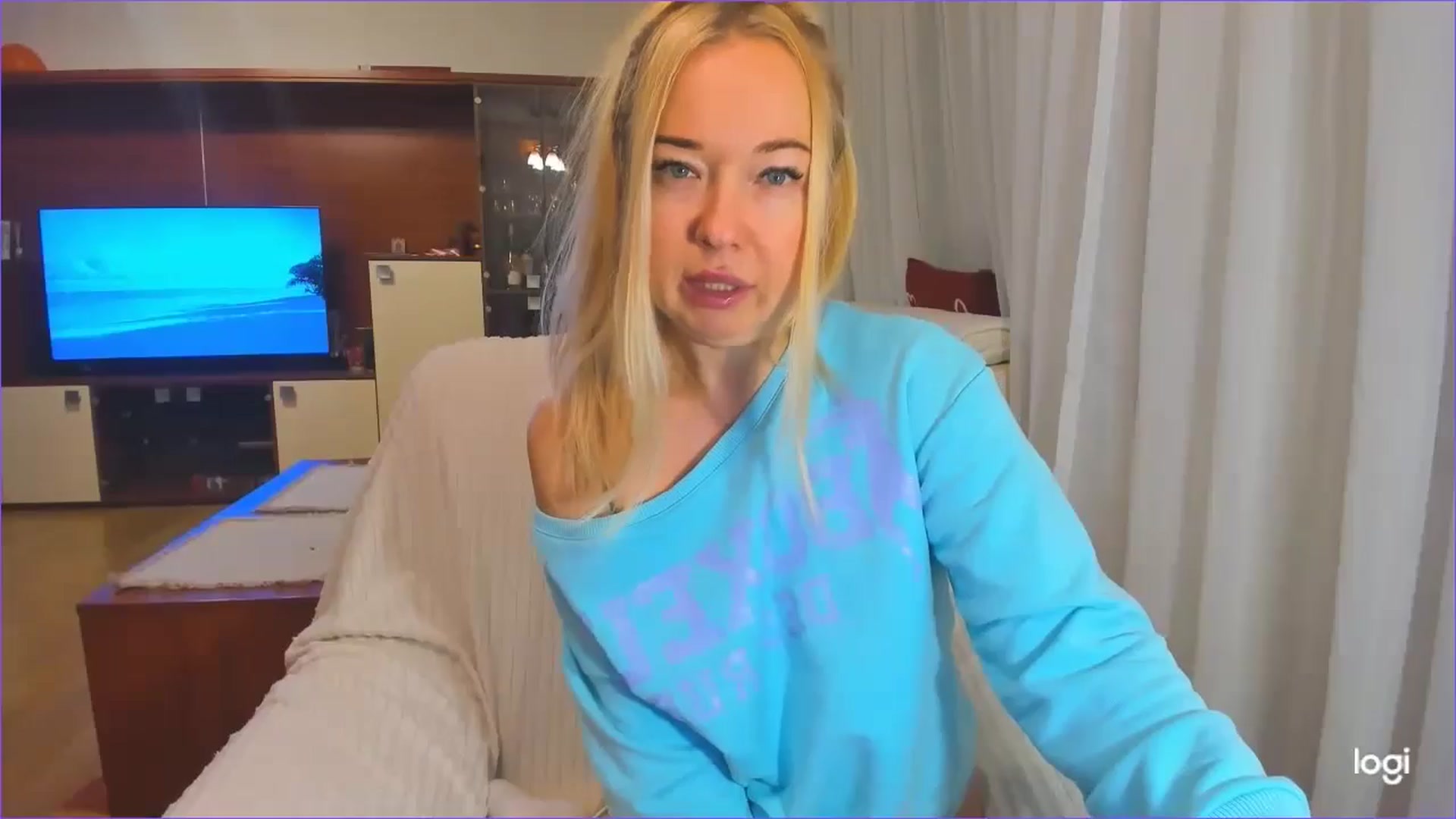 Gallery image thumbnail from FlamingoDream's myfreecams stream on, 11/29/2024, 04:21 image 7 of 20