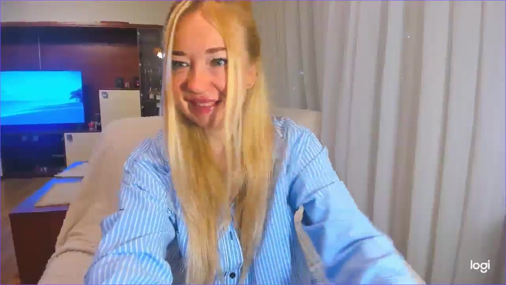 Gallery image thumbnail from FlamingoDream's myfreecams stream on, 12/02/2024, 21:47 image 6 of 20