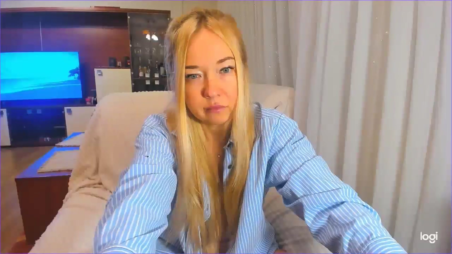 Gallery image thumbnail from FlamingoDream's myfreecams stream on, 12/02/2024, 23:47 image 12 of 20