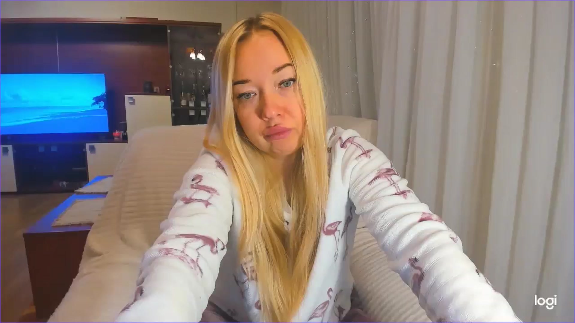 Gallery image thumbnail from FlamingoDream's myfreecams stream on, 12/03/2024, 03:16 image 19 of 20