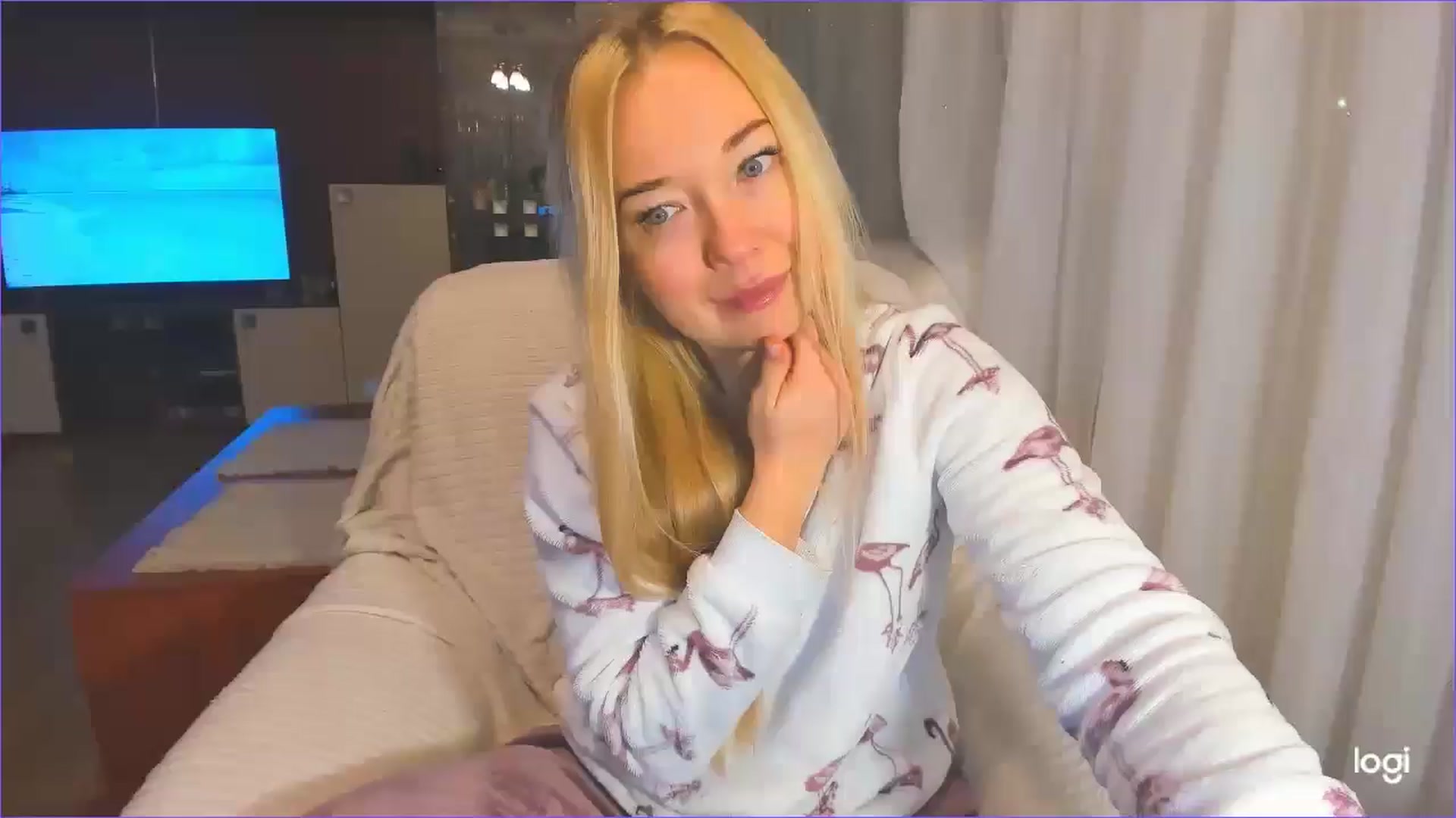 Gallery image thumbnail from FlamingoDream's myfreecams stream on, 12/04/2024, 01:48 image 20 of 20