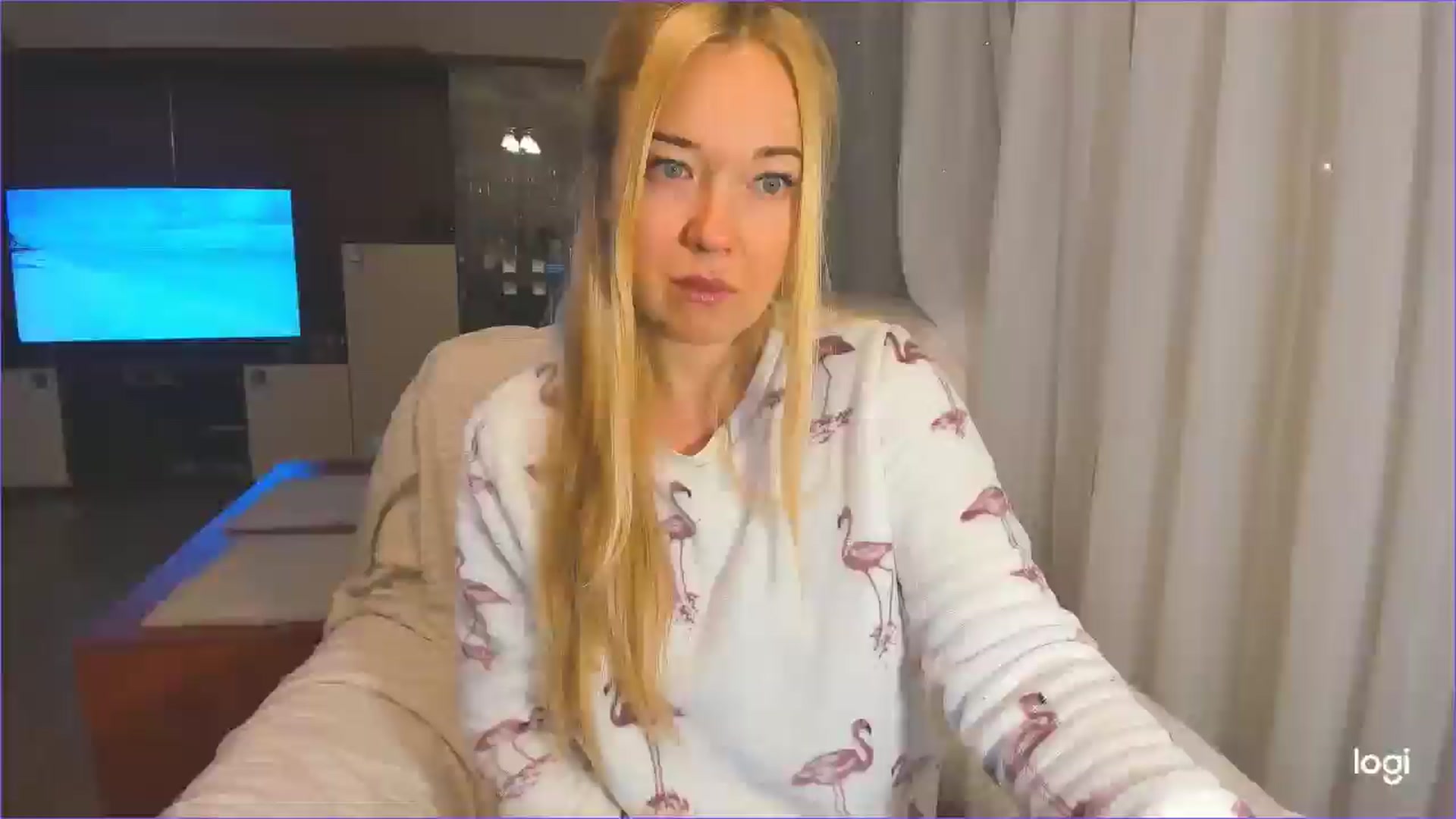 Gallery image thumbnail from FlamingoDream's myfreecams stream on, 12/04/2024, 03:18 image 9 of 20
