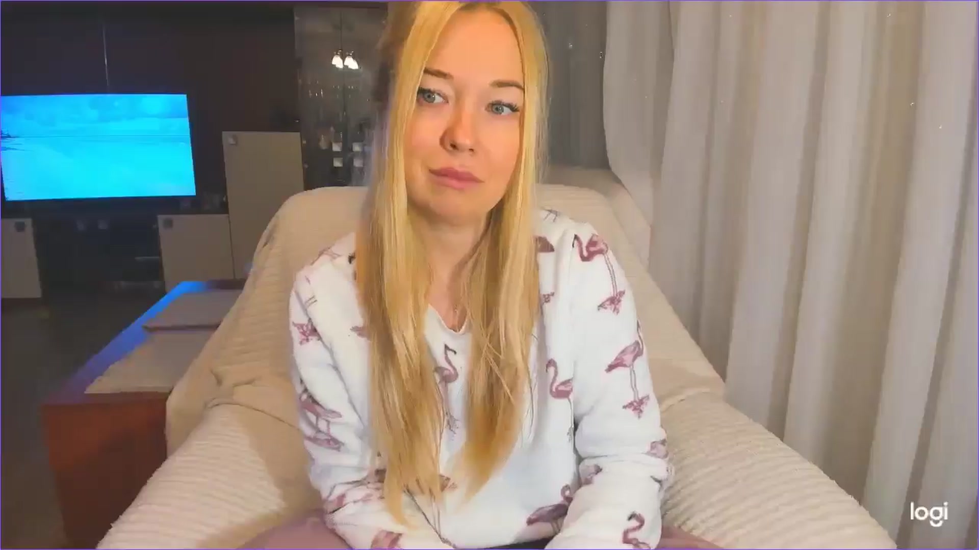 Gallery image thumbnail from FlamingoDream's myfreecams stream on, 12/04/2024, 04:26 image 5 of 20