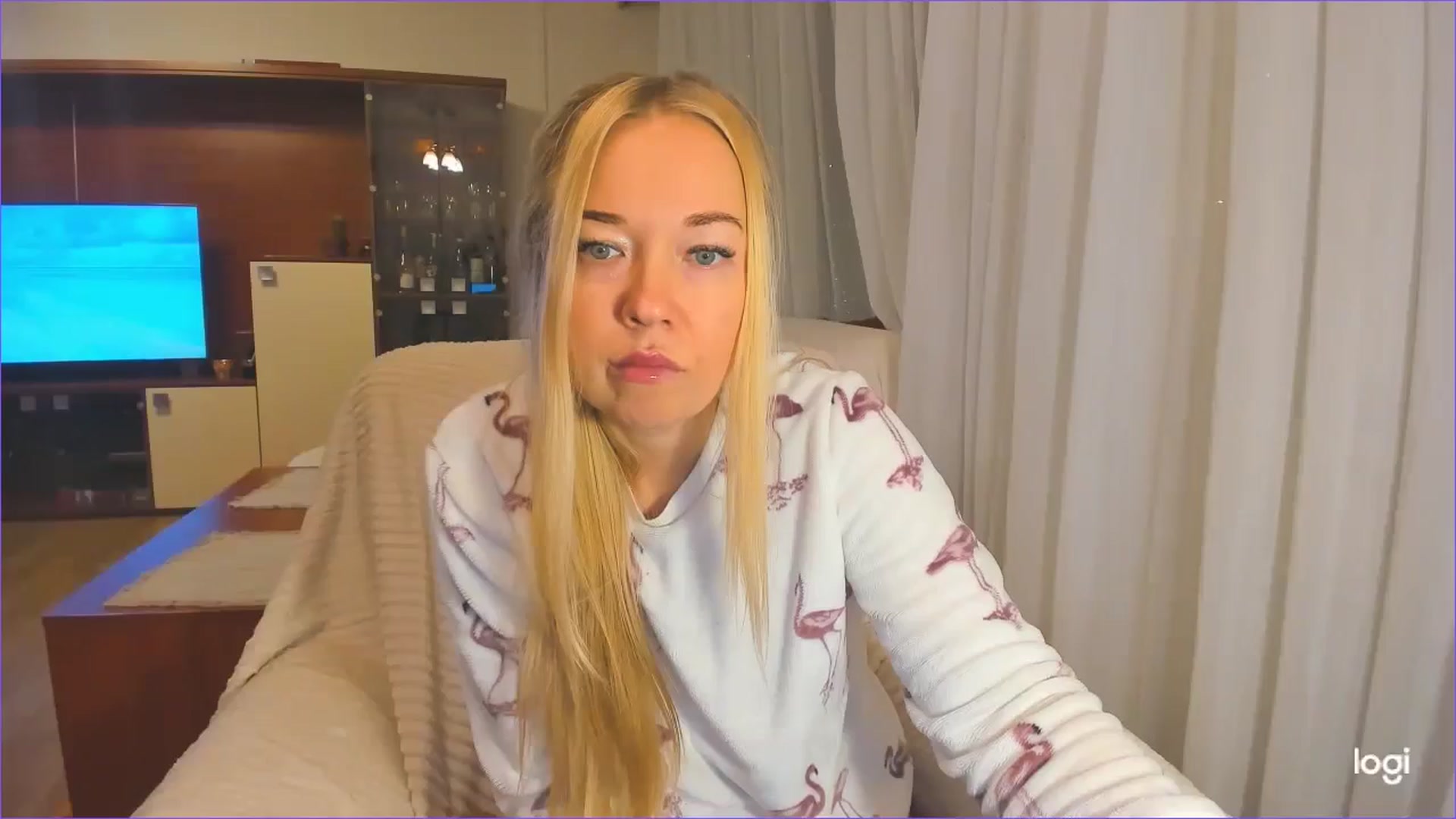Gallery image thumbnail from FlamingoDream's myfreecams stream on, 12/05/2024, 03:03 image 20 of 20