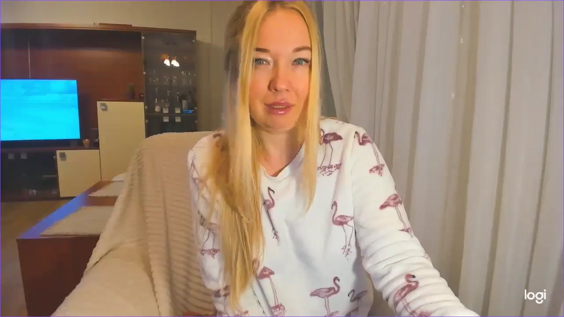 Gallery image thumbnail from FlamingoDream's myfreecams stream on, 12/05/2024, 03:03 image 19 of 20