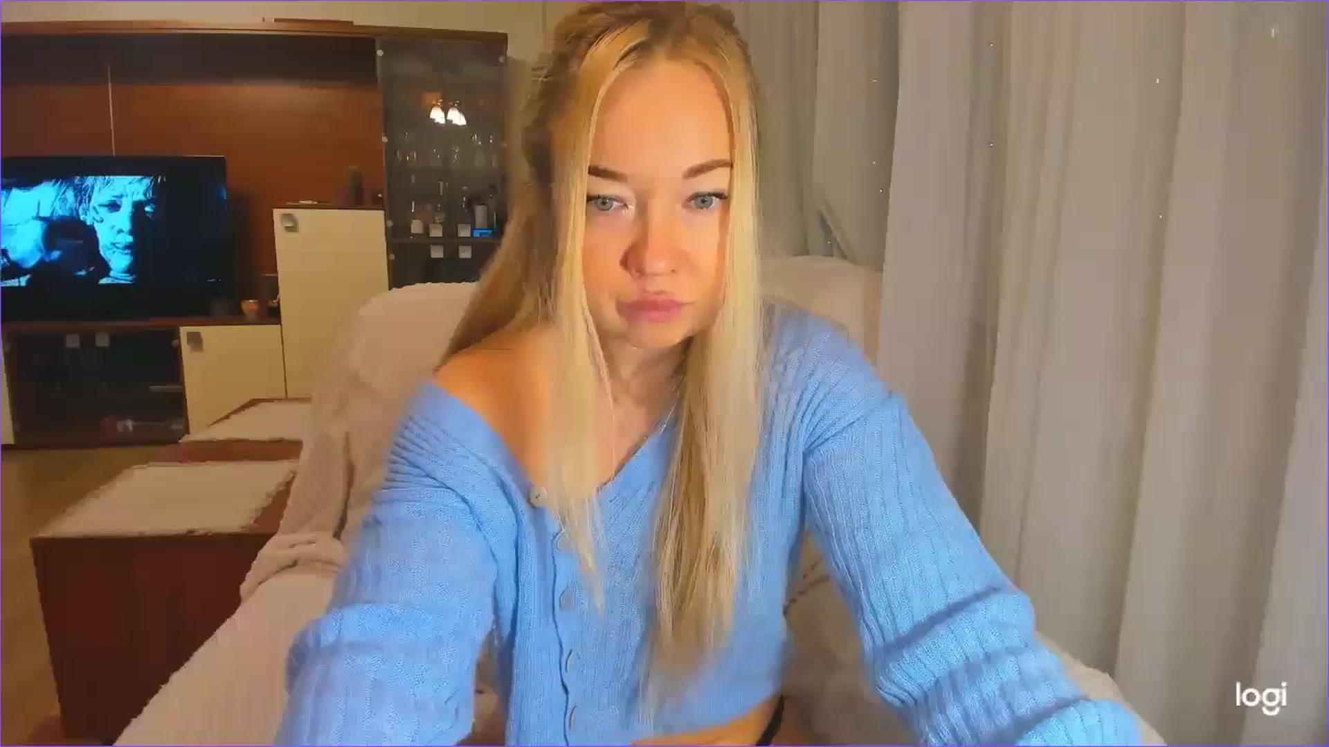 Gallery image thumbnail from FlamingoDream's myfreecams stream on, 12/05/2024, 23:07 image 4 of 20