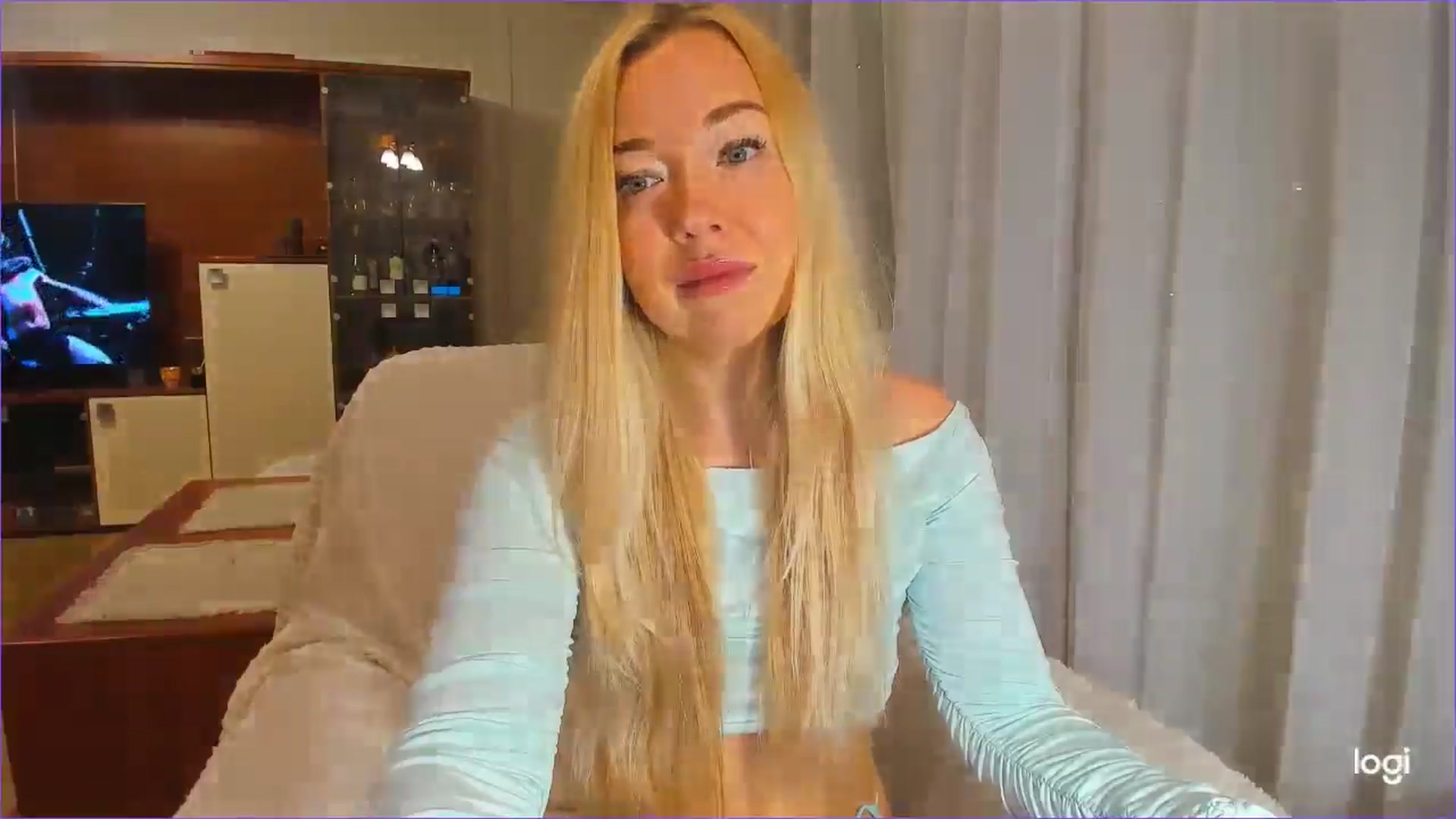 Gallery image thumbnail from FlamingoDream's myfreecams stream on, 12/06/2024, 22:27 image 7 of 20