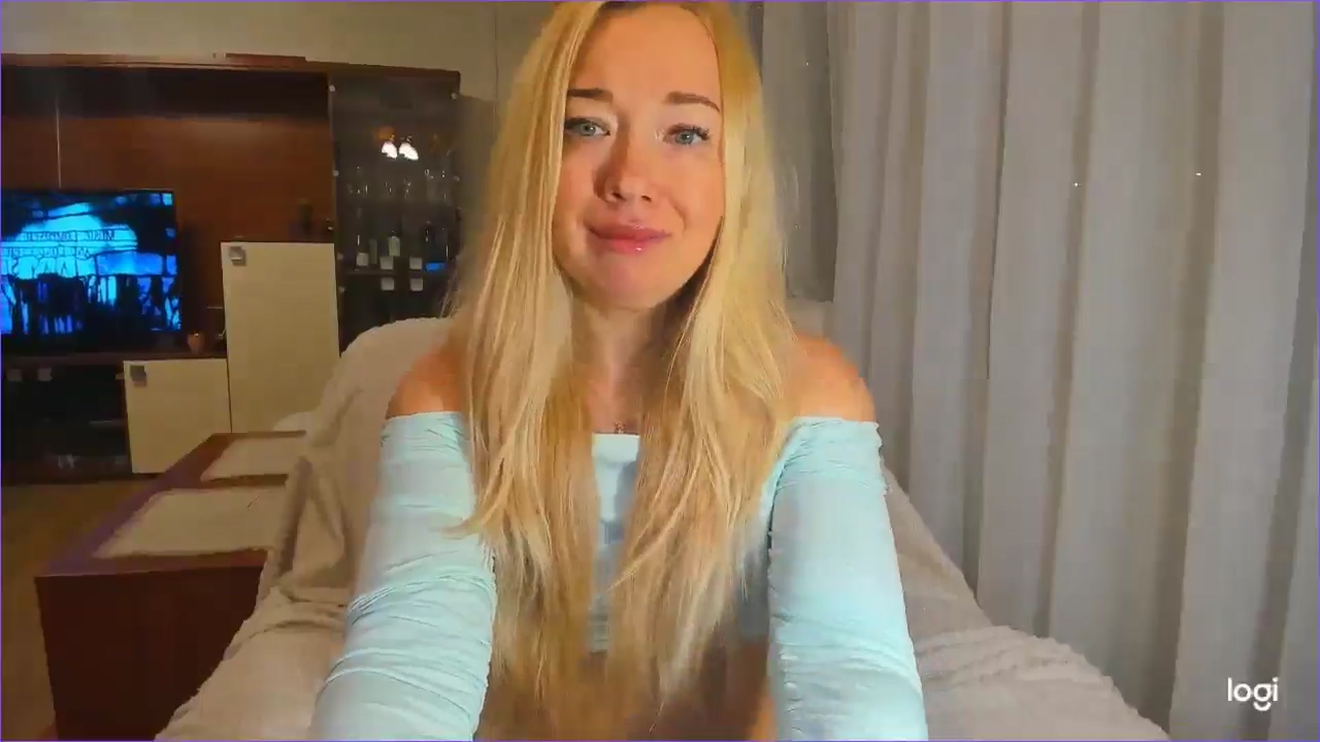 Gallery image thumbnail from FlamingoDream's myfreecams stream on, 12/07/2024, 24:02 image 8 of 20