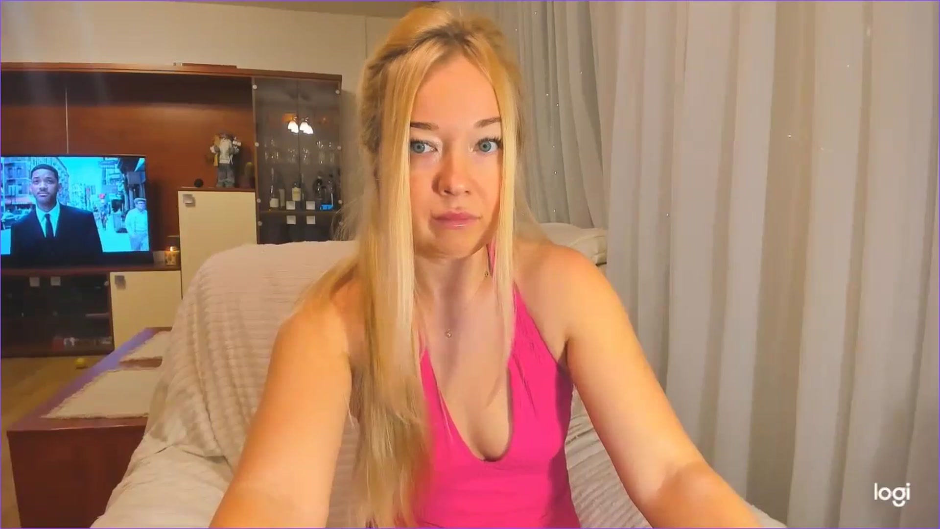 Gallery image thumbnail from FlamingoDream's myfreecams stream on, 12/09/2024, 23:30 image 2 of 20