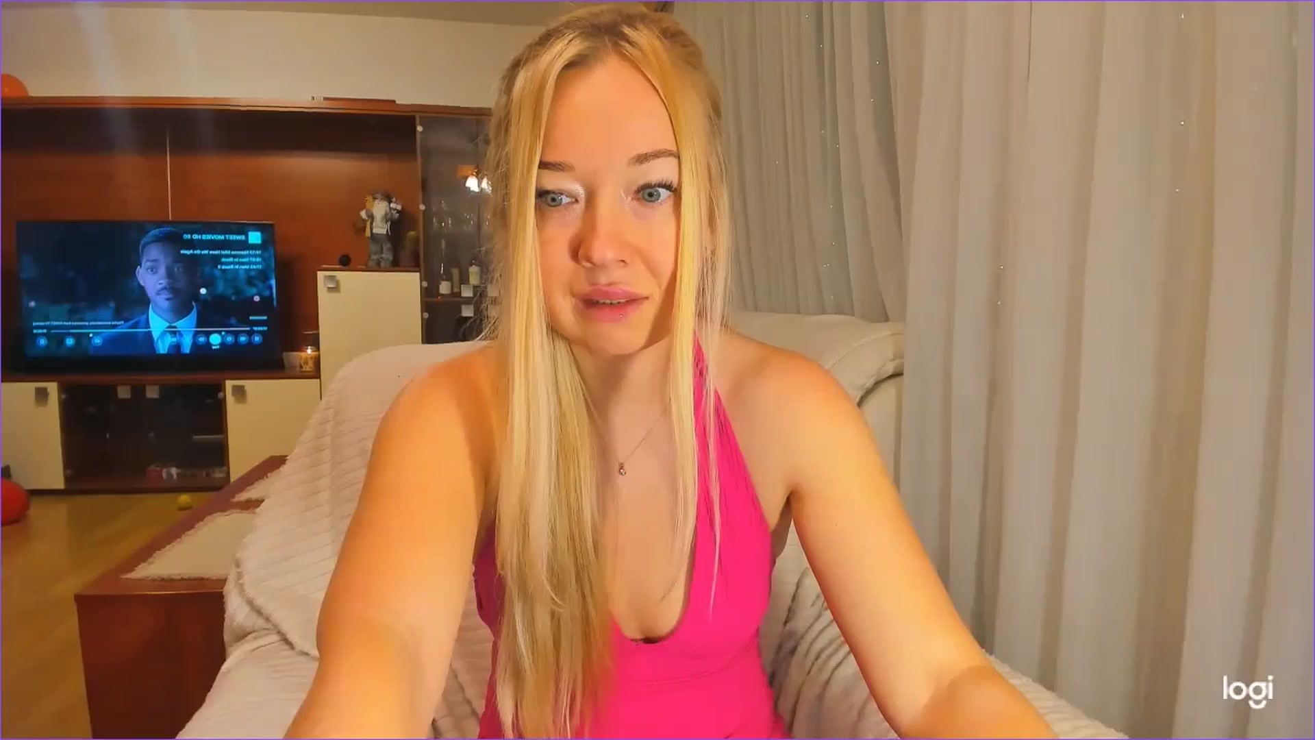 Gallery image thumbnail from FlamingoDream's myfreecams stream on, 12/09/2024, 23:30 image 12 of 20