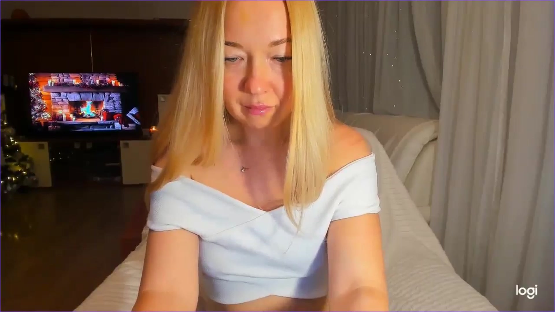 Gallery image thumbnail from FlamingoDream's myfreecams stream on, 12/11/2024, 22:22 image 9 of 20