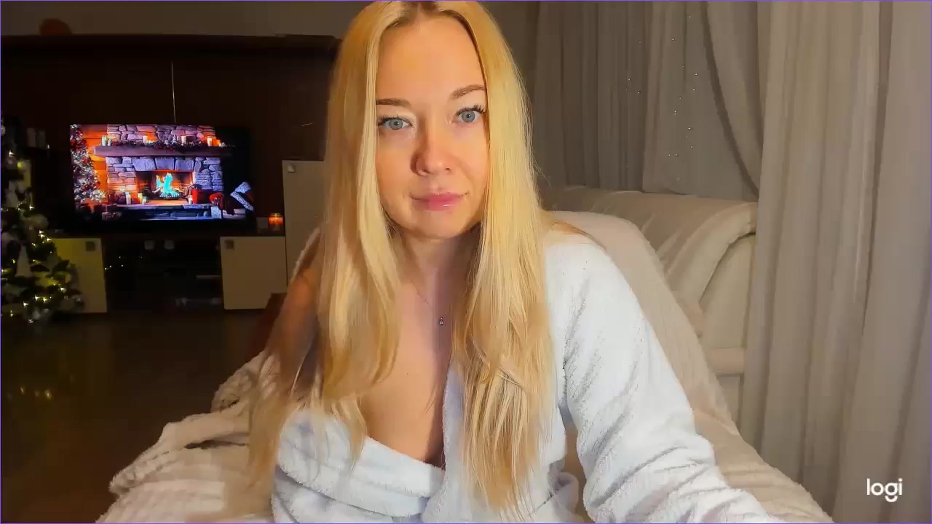Gallery image thumbnail from FlamingoDream's myfreecams stream on, 12/12/2024, 02:03 image 1 of 20