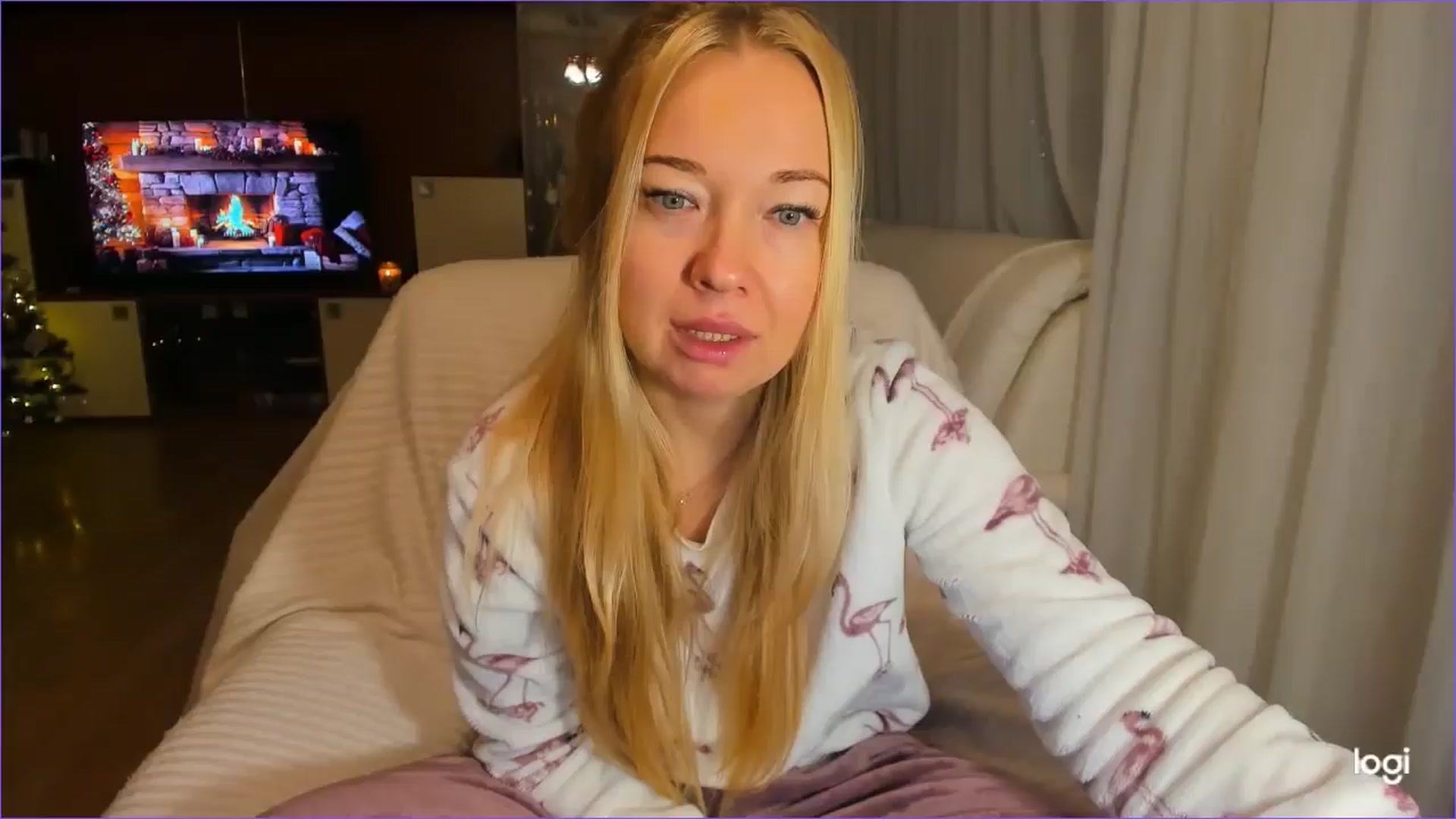 Gallery image thumbnail from FlamingoDream's myfreecams stream on, 12/13/2024, 02:51 image 19 of 20