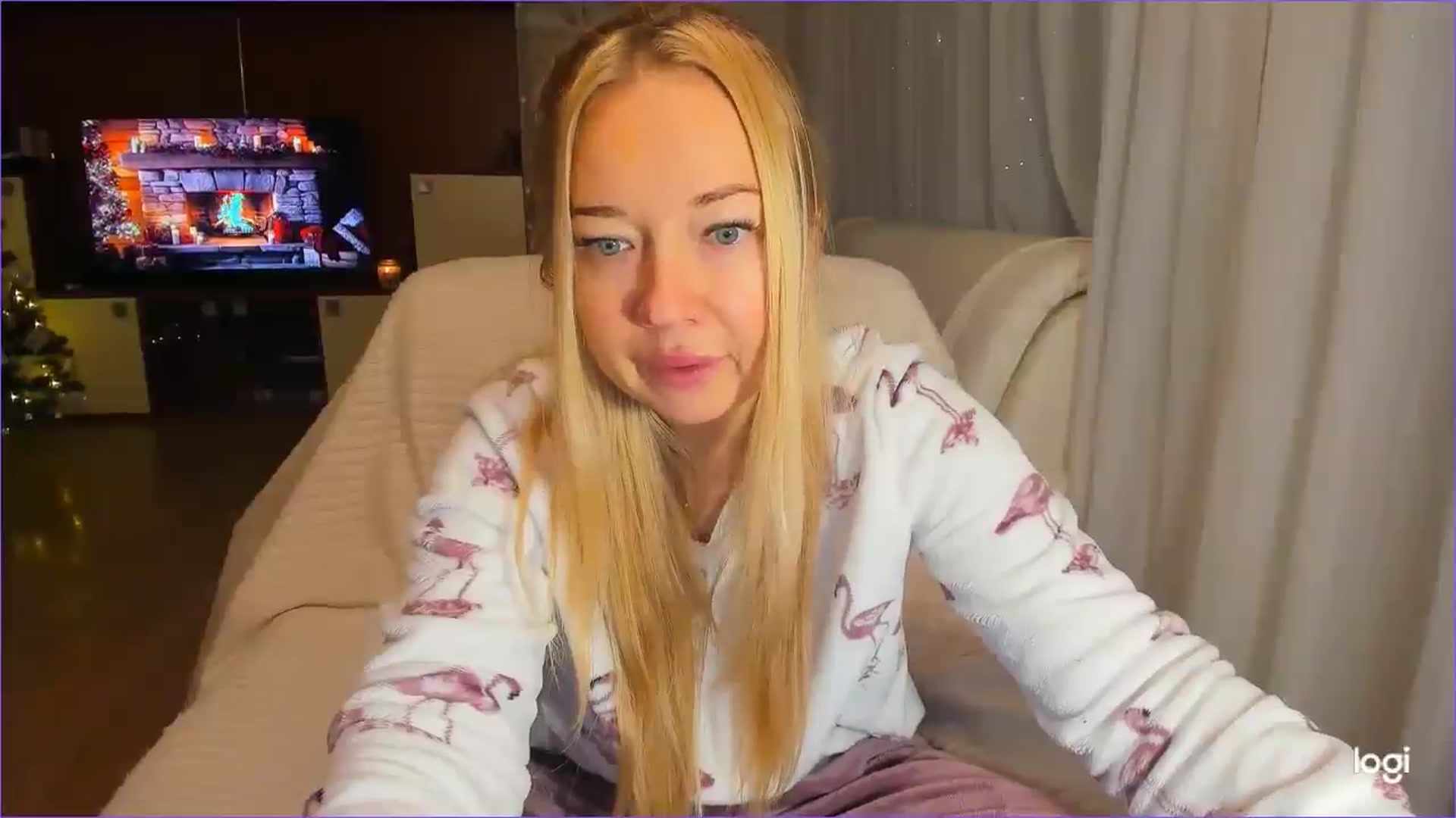 Gallery image thumbnail from FlamingoDream's myfreecams stream on, 12/13/2024, 02:51 image 20 of 20