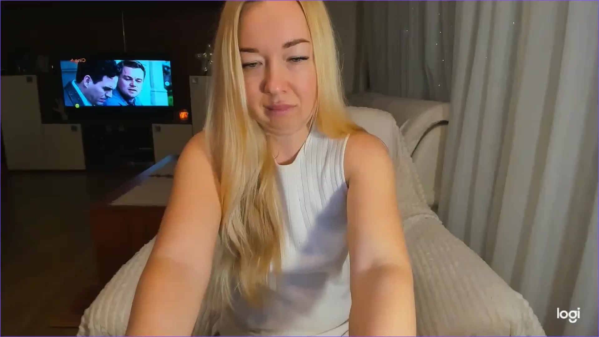 Gallery image thumbnail from FlamingoDream's myfreecams stream on, 12/27/2024, 01:11 image 19 of 20