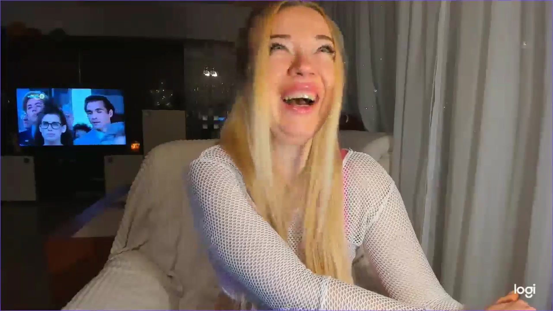 Gallery image thumbnail from FlamingoDream's myfreecams stream on, 12/27/2024, 22:09 image 11 of 20