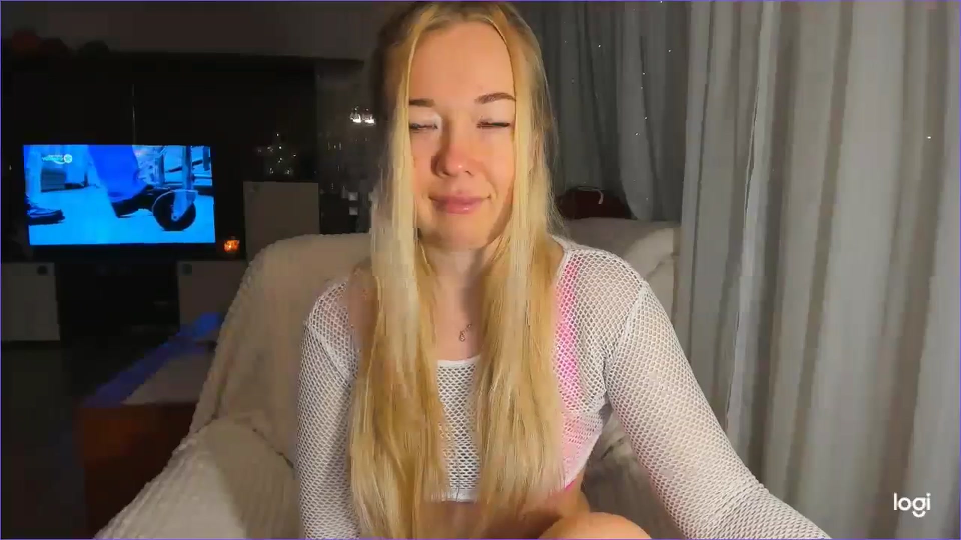 Gallery image thumbnail from FlamingoDream's myfreecams stream on, 12/27/2024, 22:09 image 20 of 20
