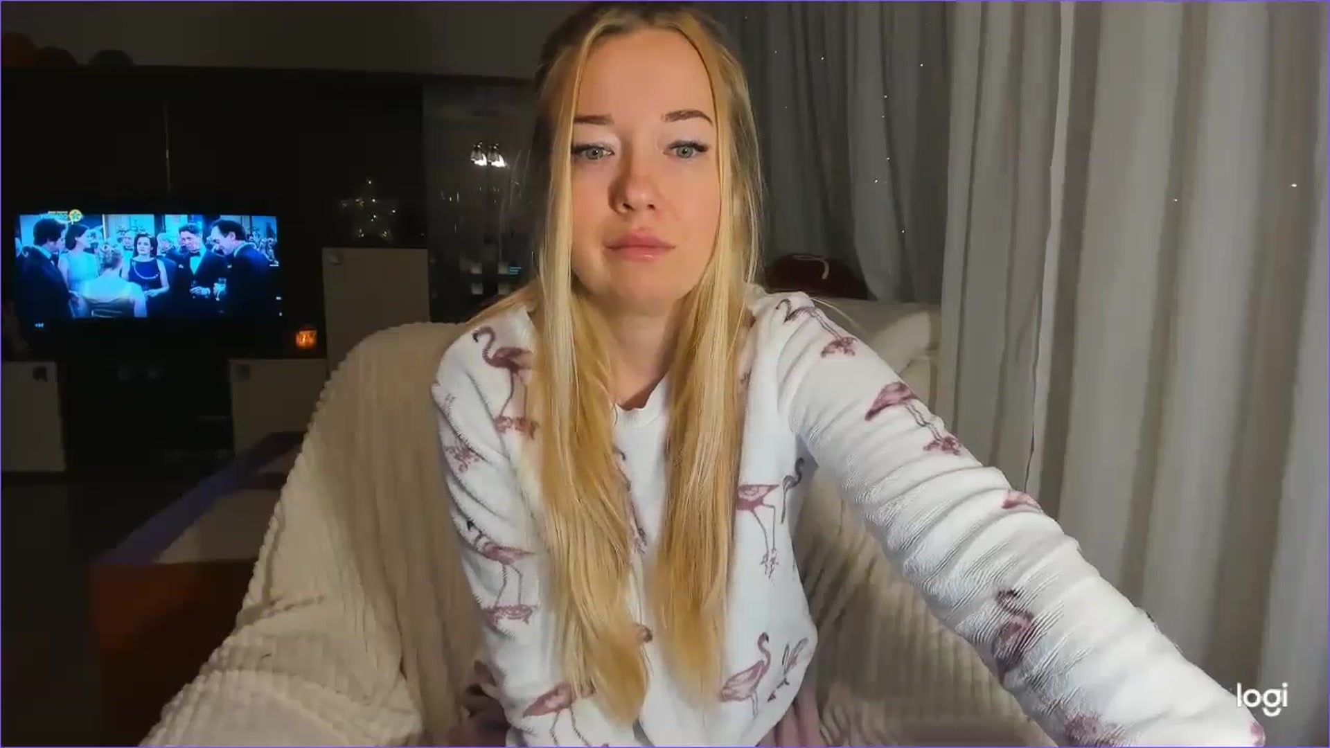 Gallery image thumbnail from FlamingoDream's myfreecams stream on, 12/28/2024, 03:42 image 18 of 20