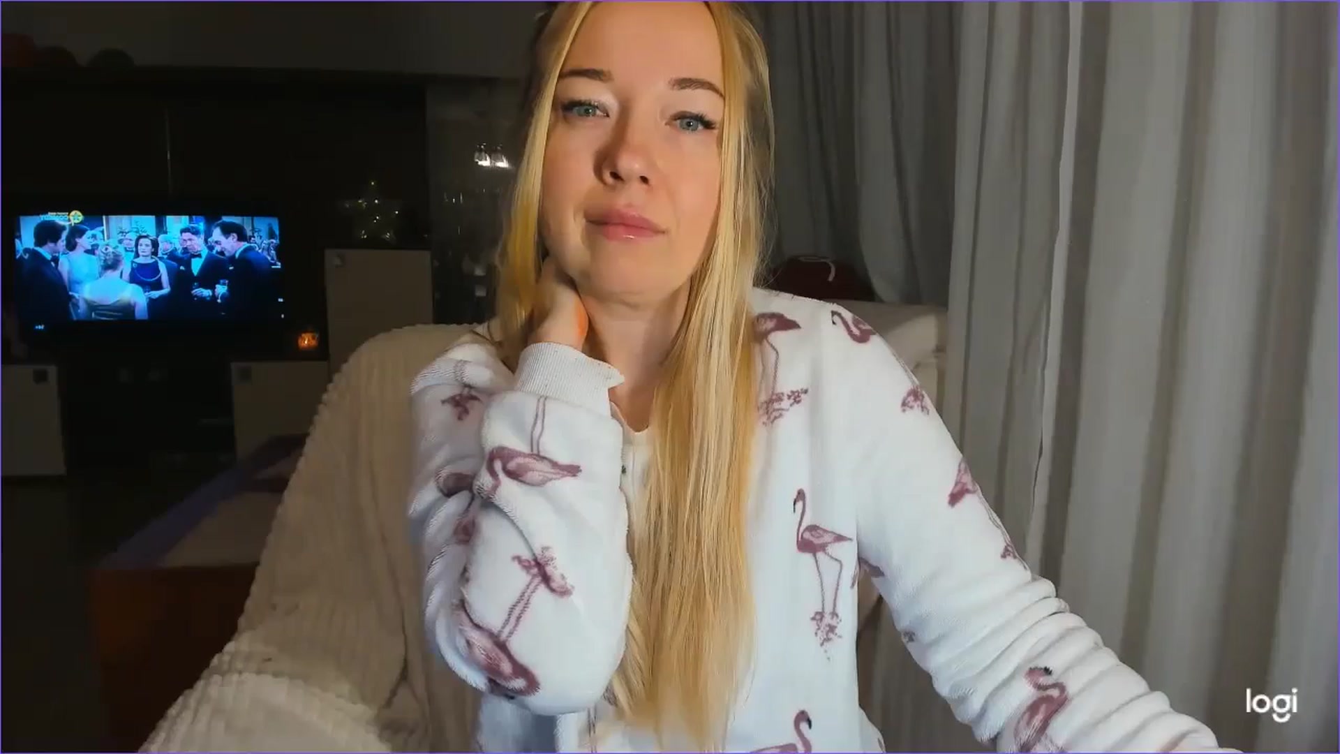 Gallery image thumbnail from FlamingoDream's myfreecams stream on, 12/28/2024, 03:42 image 9 of 20