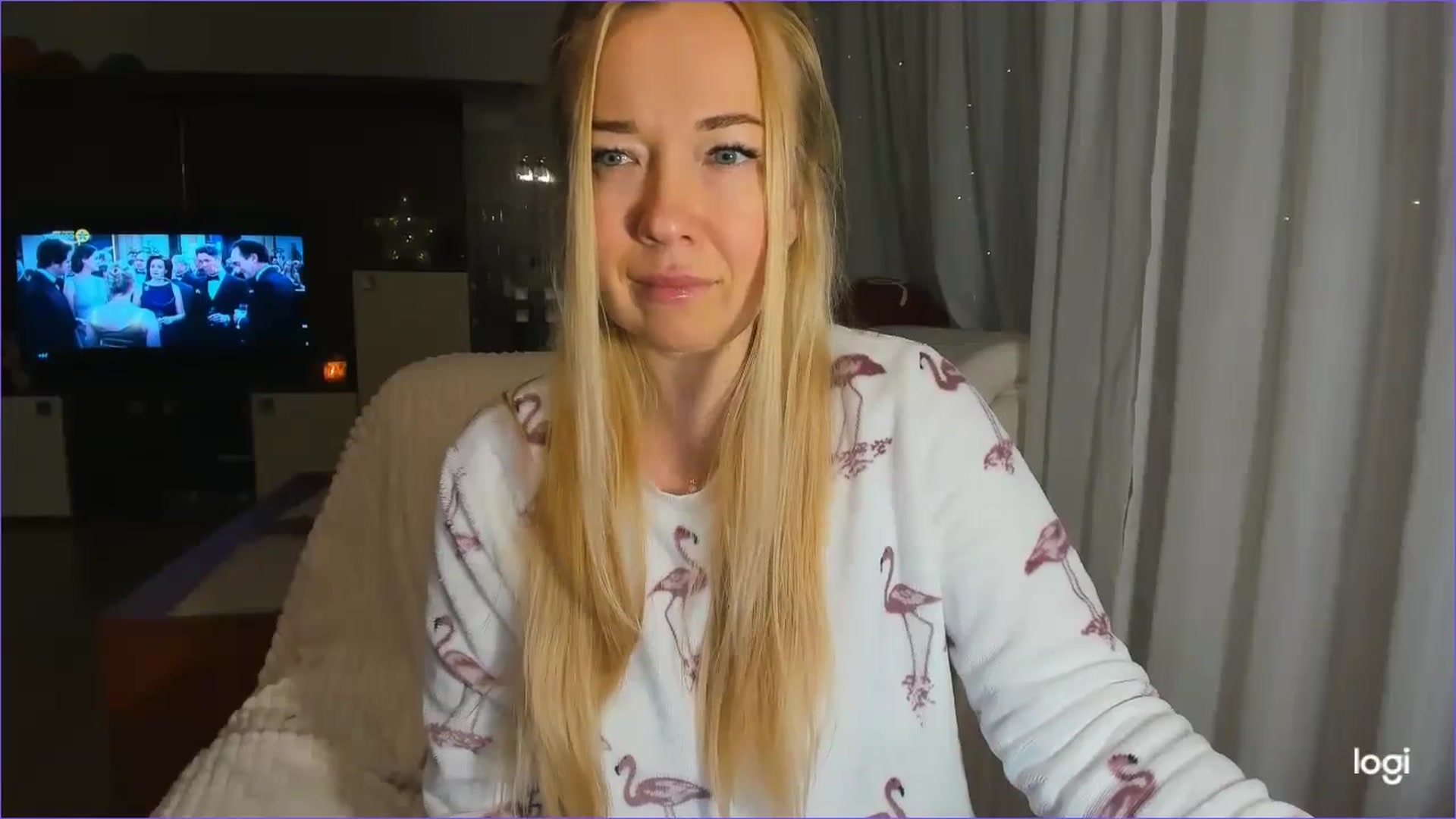 Gallery image thumbnail from FlamingoDream's myfreecams stream on, 12/28/2024, 03:42 image 7 of 20