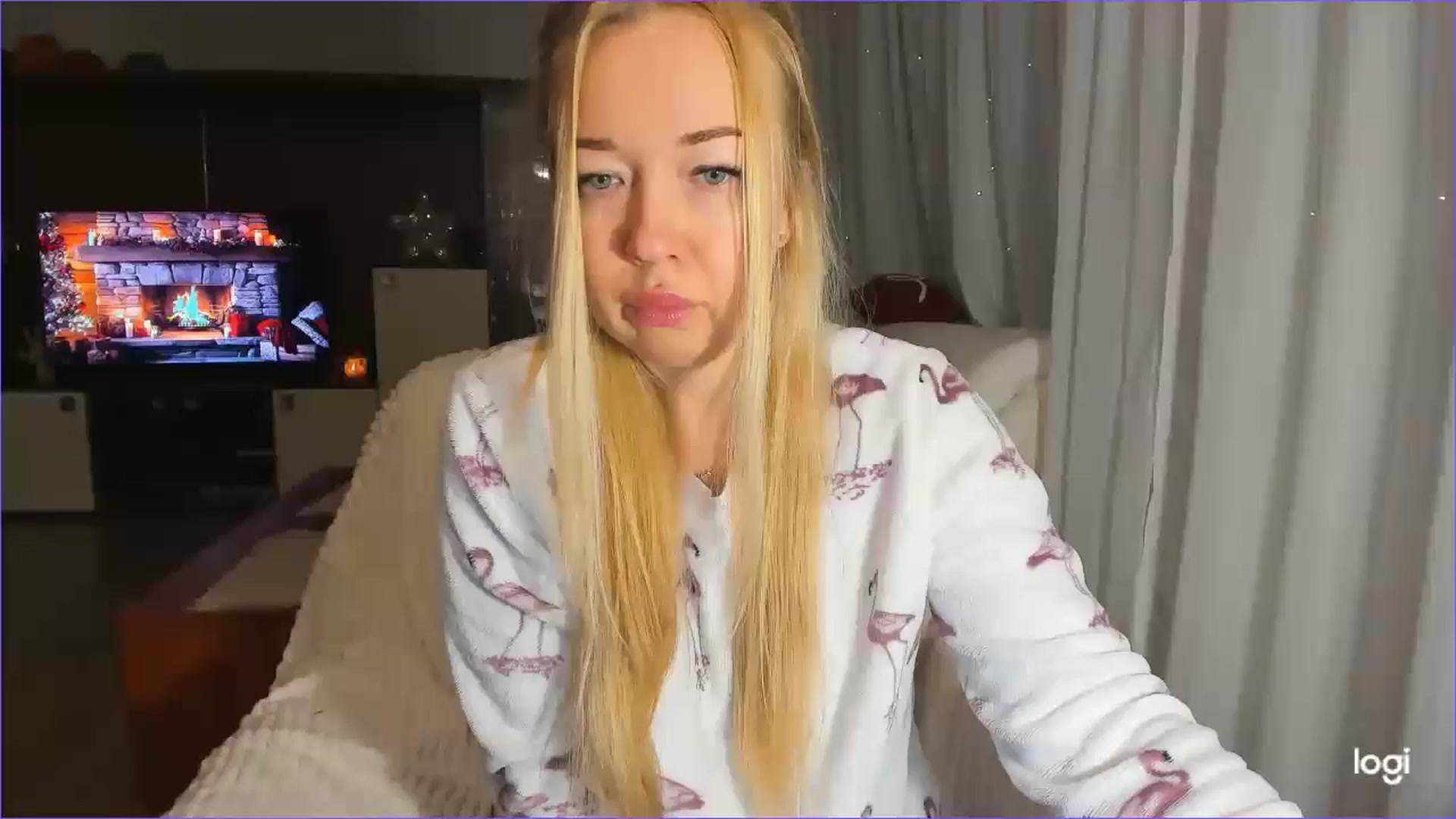 Gallery image thumbnail from FlamingoDream's myfreecams stream on, 12/28/2024, 04:35 image 9 of 20