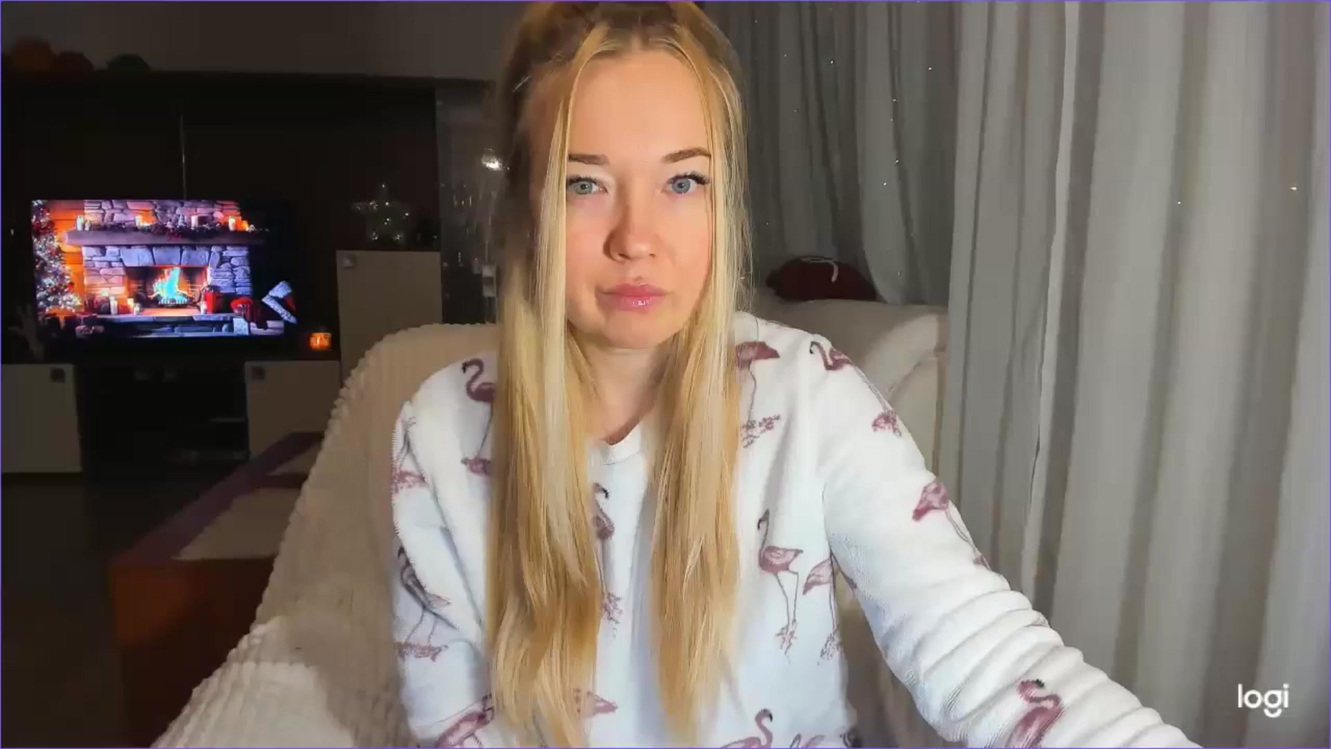 Gallery image thumbnail from FlamingoDream's myfreecams stream on, 12/28/2024, 04:35 image 19 of 20