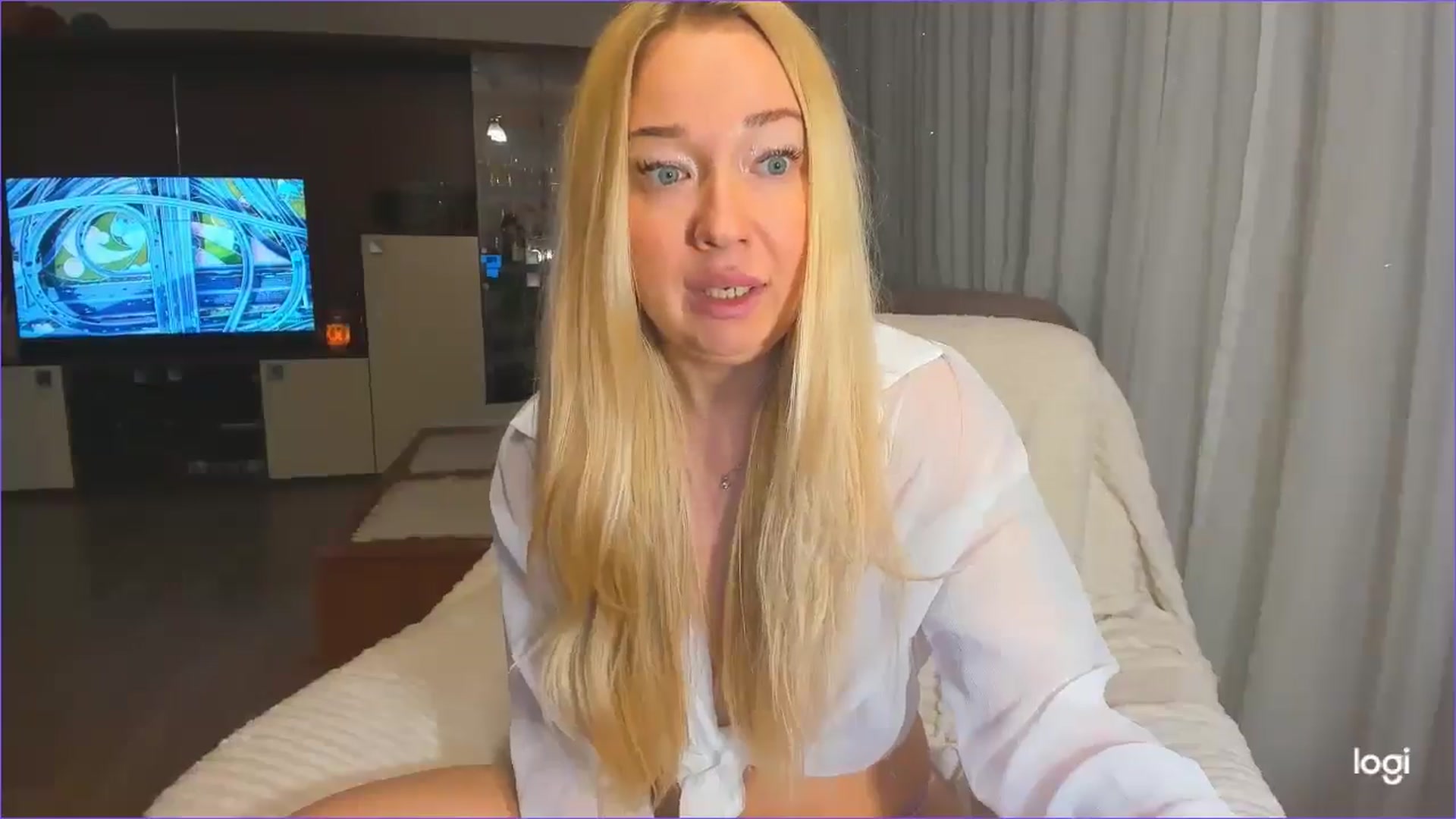 Gallery image thumbnail from FlamingoDream's myfreecams stream on, 01/09/2025, 01:15 image 6 of 20