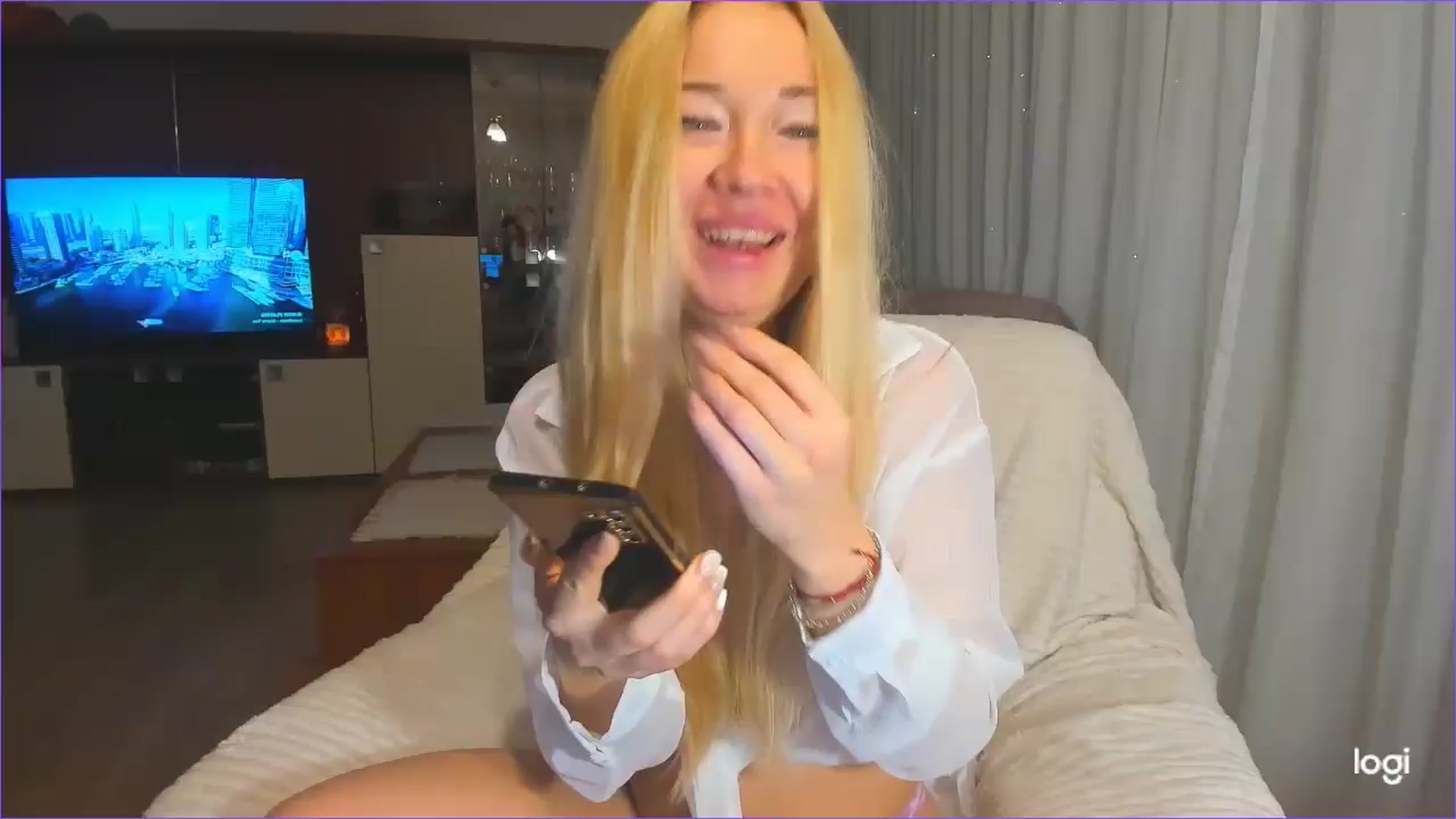 Gallery image thumbnail from FlamingoDream's myfreecams stream on, 01/09/2025, 01:15 image 1 of 20
