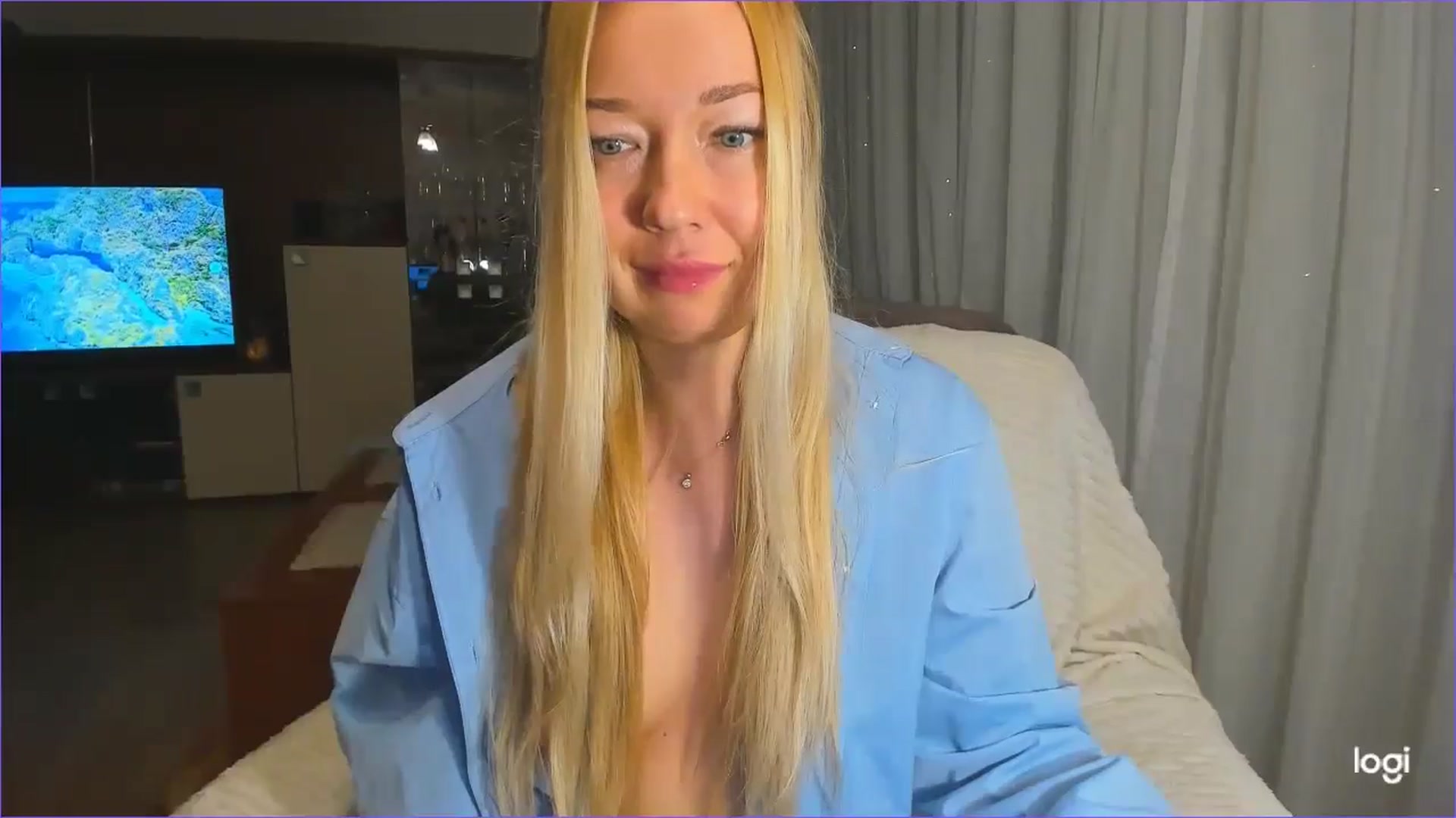 Gallery image thumbnail from FlamingoDream's myfreecams stream on, 01/10/2025, 24:58 image 8 of 20