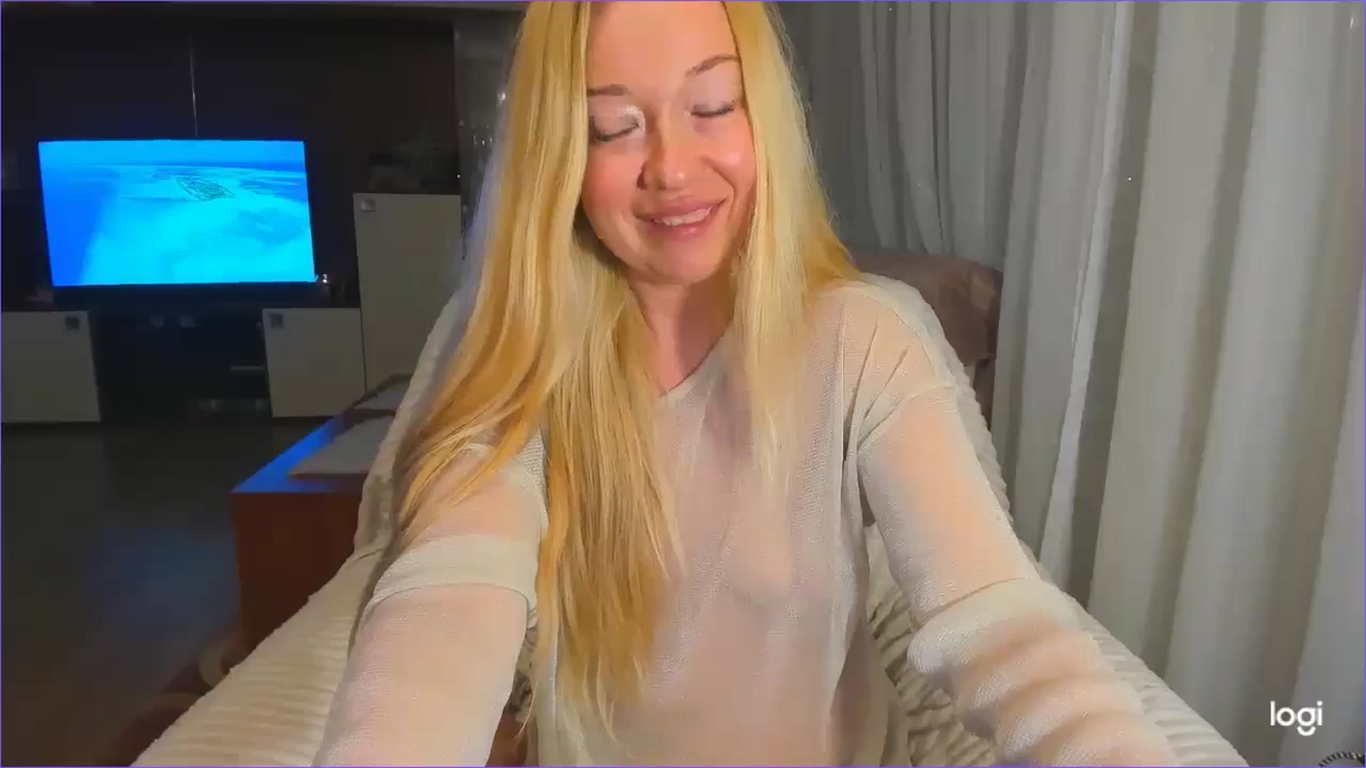 Gallery image thumbnail from FlamingoDream's myfreecams stream on, 01/14/2025, 24:28 image 20 of 20