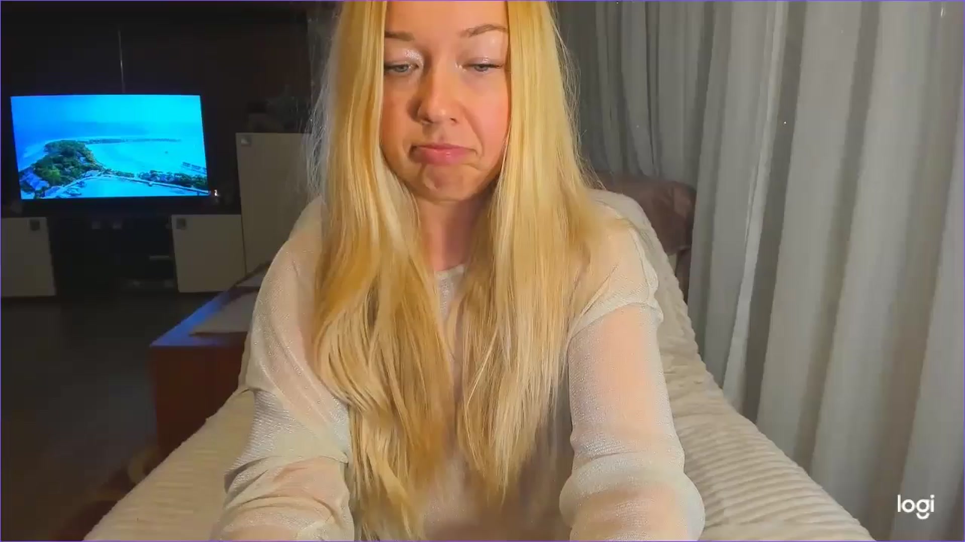 Gallery image thumbnail from FlamingoDream's myfreecams stream on, 01/14/2025, 24:28 image 1 of 20