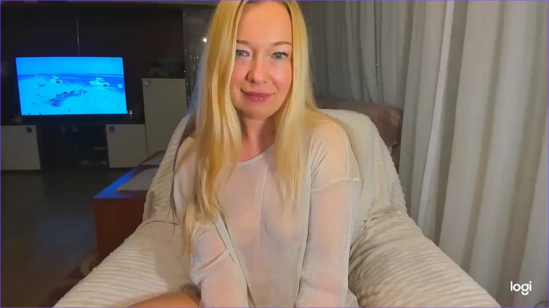 Gallery image thumbnail from FlamingoDream's myfreecams stream on, 01/14/2025, 02:18 image 4 of 20