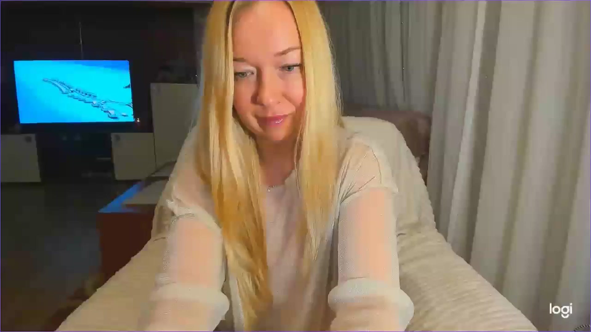 Gallery image thumbnail from FlamingoDream's myfreecams stream on, 01/14/2025, 02:18 image 8 of 20