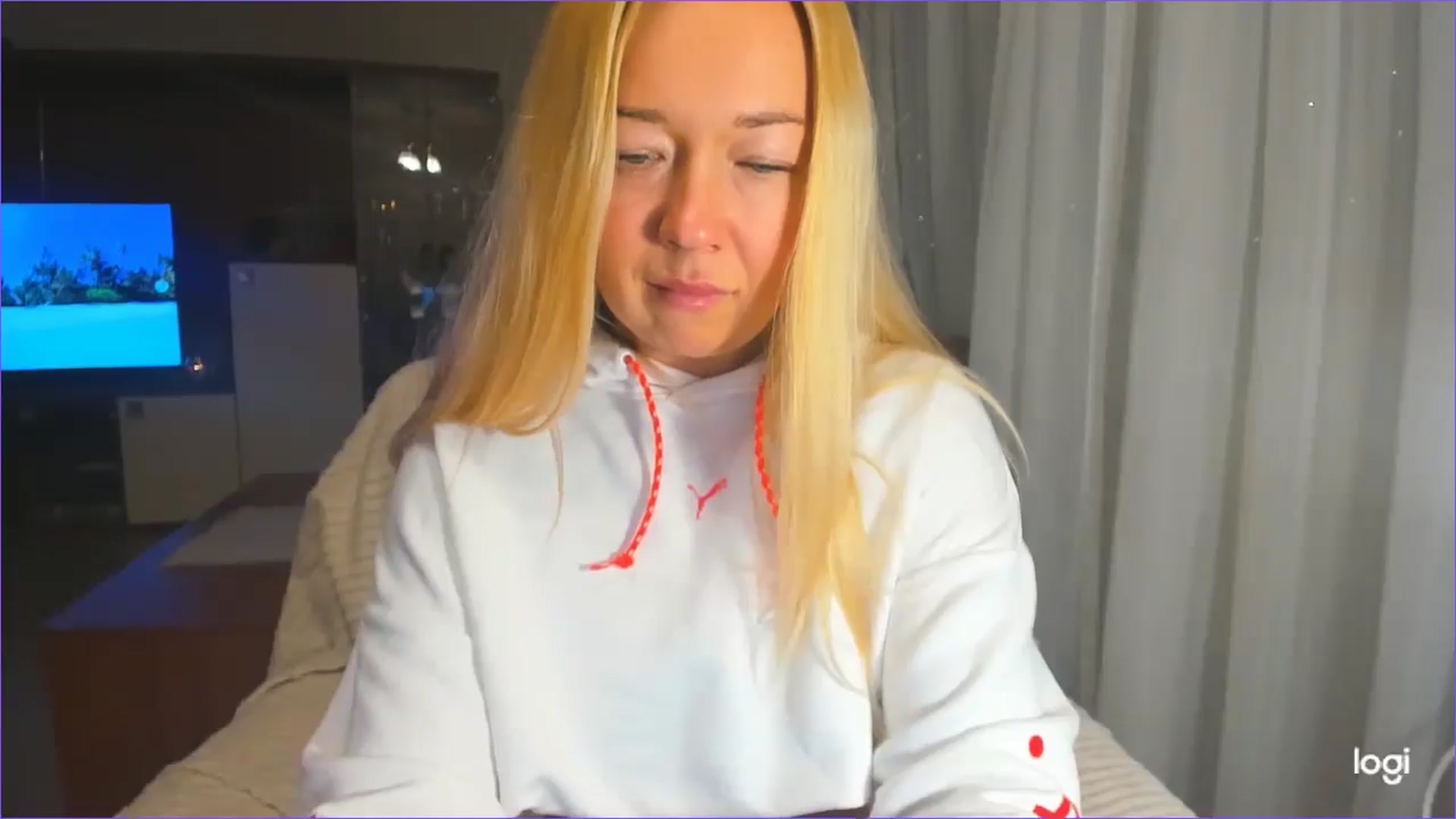 Gallery image thumbnail from FlamingoDream's myfreecams stream on, 01/16/2025, 23:39 image 5 of 20