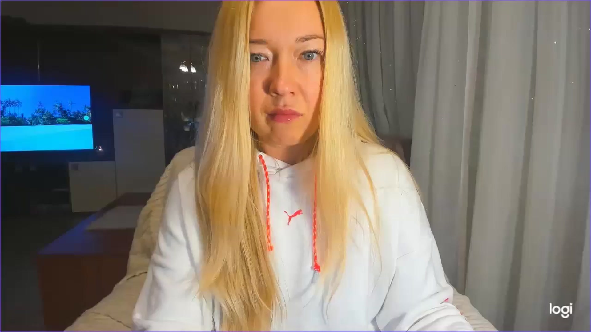 Gallery image thumbnail from FlamingoDream's myfreecams stream on, 01/16/2025, 23:39 image 19 of 20