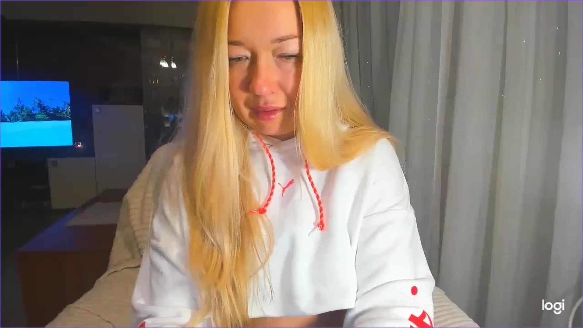 Gallery image thumbnail from FlamingoDream's myfreecams stream on, 01/16/2025, 23:39 image 2 of 20