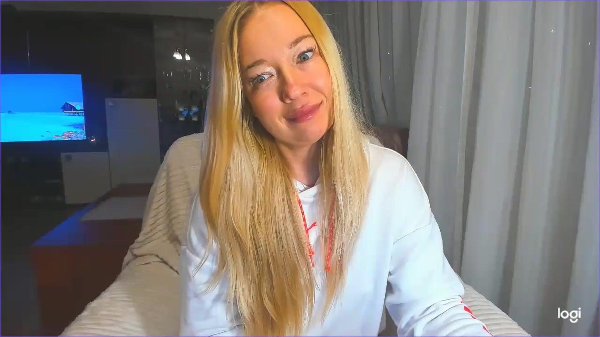 Gallery image thumbnail from FlamingoDream's myfreecams stream on, 01/17/2025, 04:47 image 9 of 20